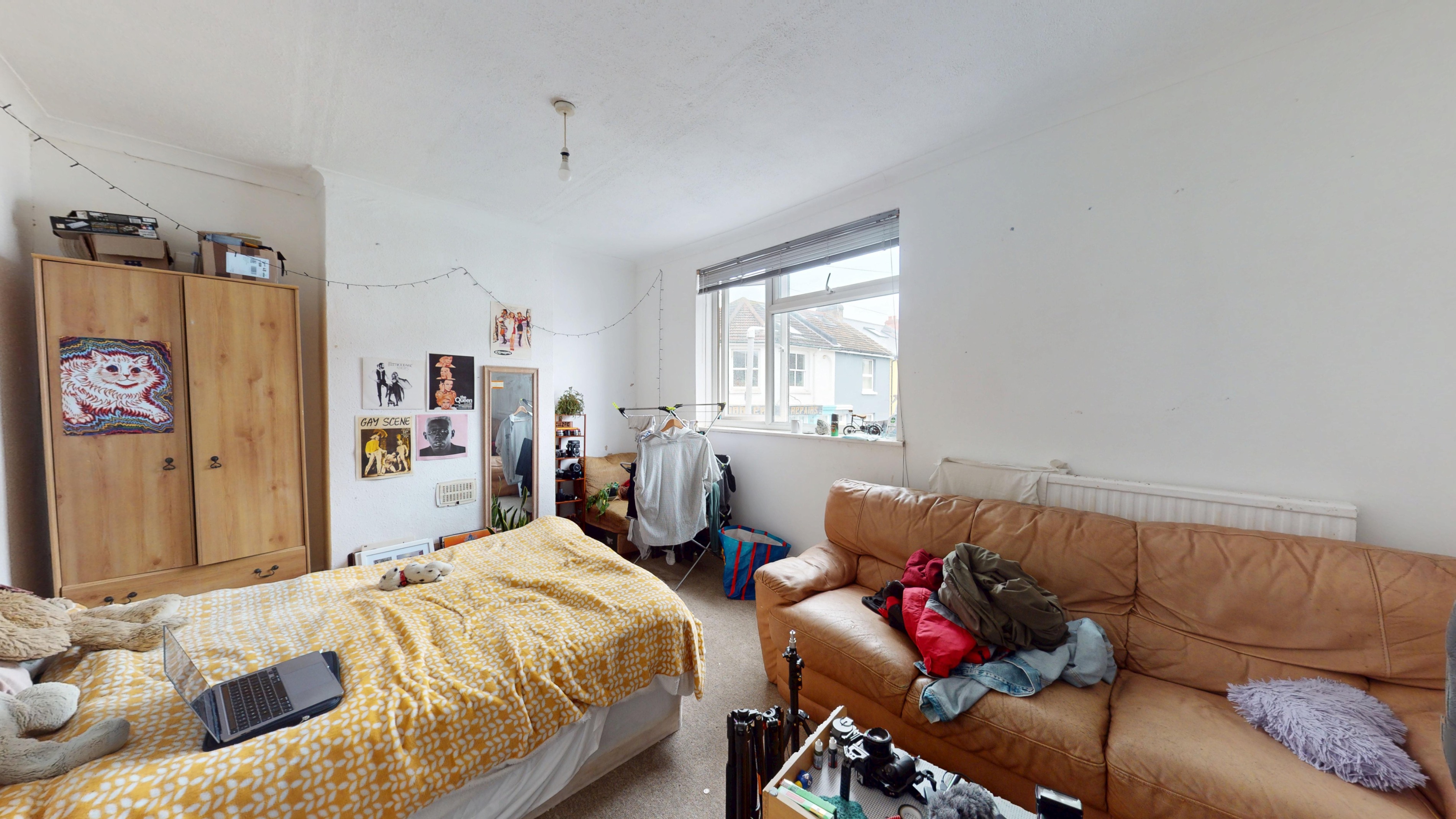 4 bedroom Semi-detached house To Let