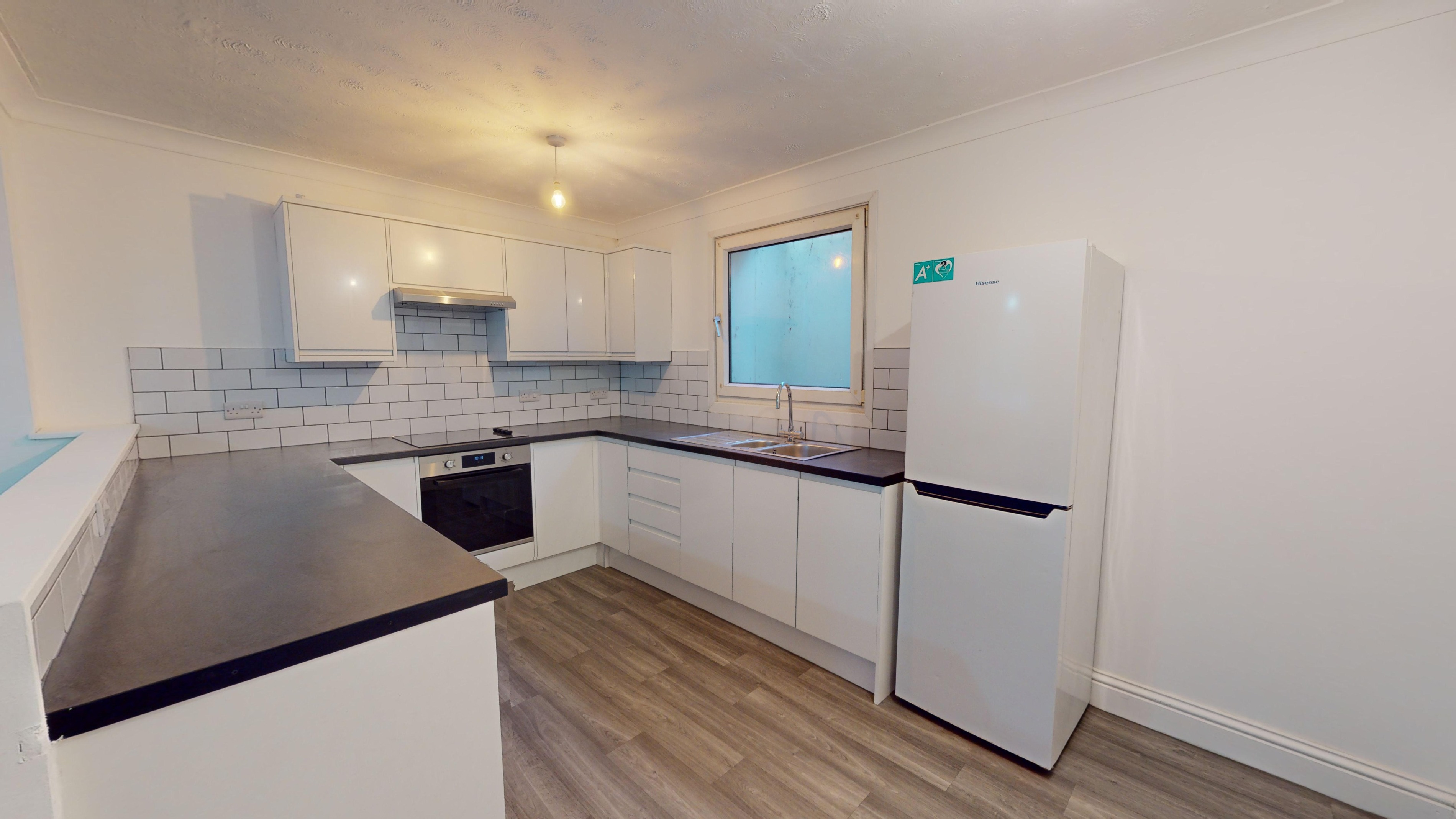 3 bedroom Terraced House To Let