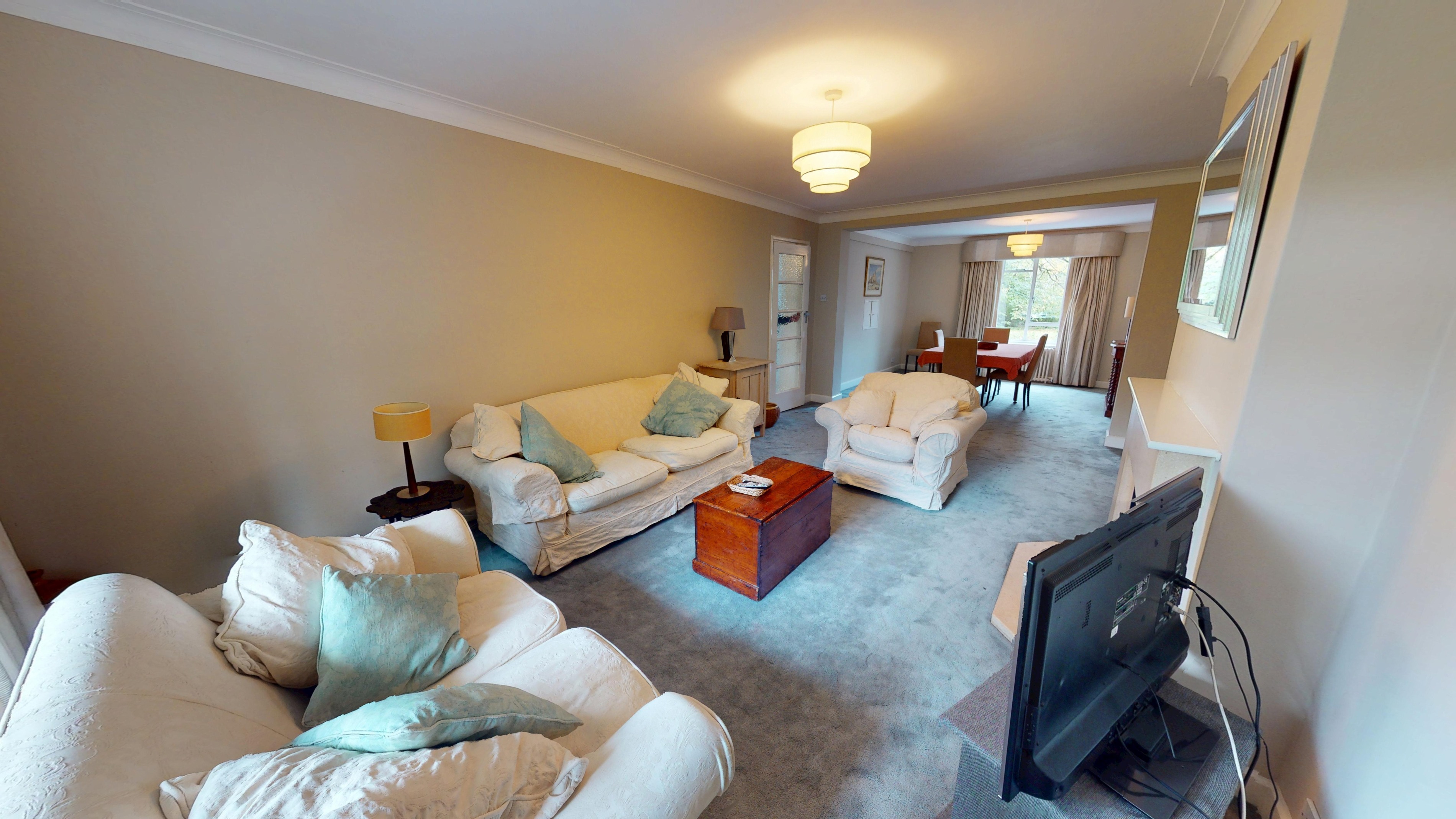 2 bedroom Flat To Let