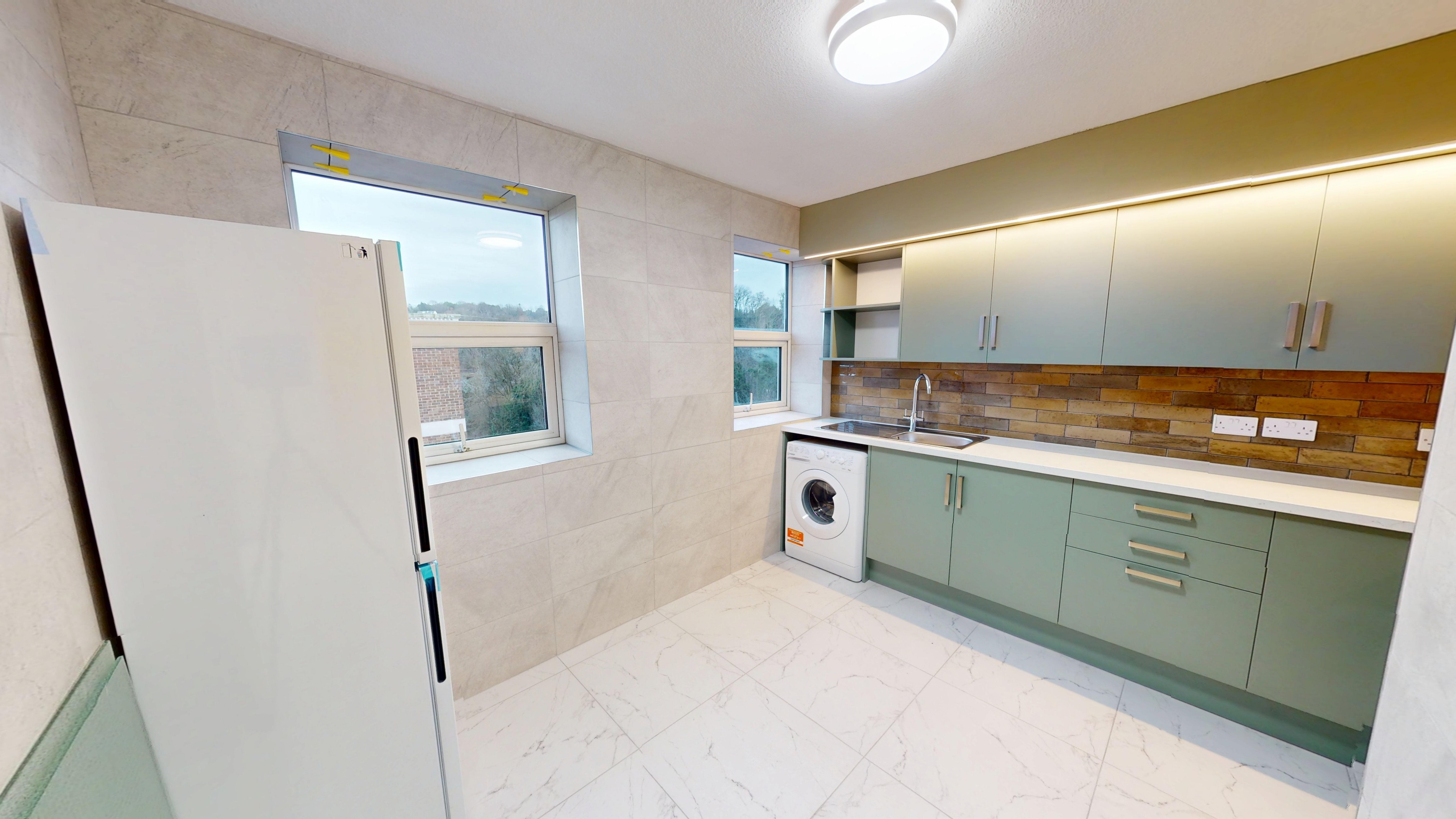 2 bedroom Flat To Let