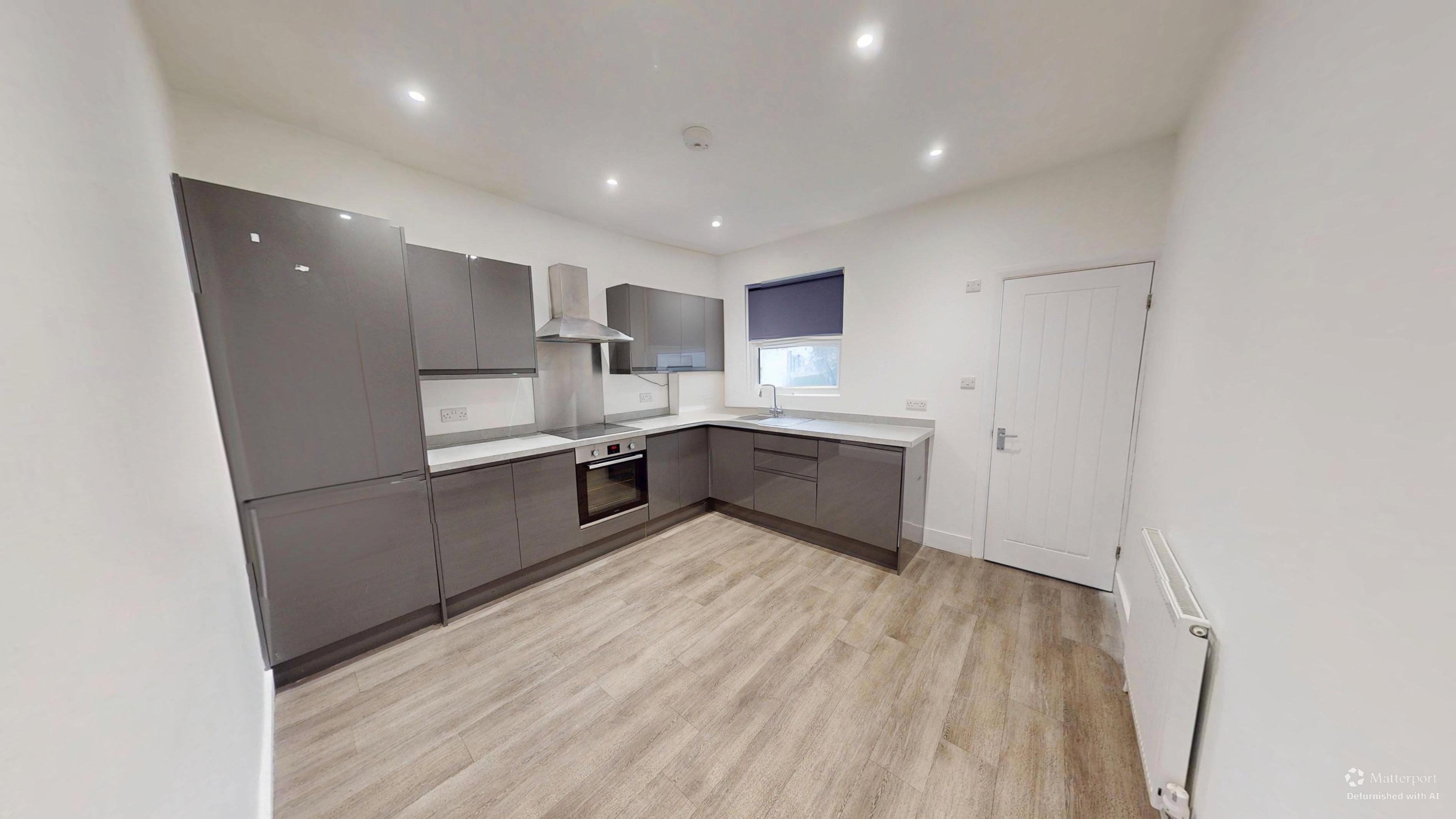 2 bedroom Flat To Let