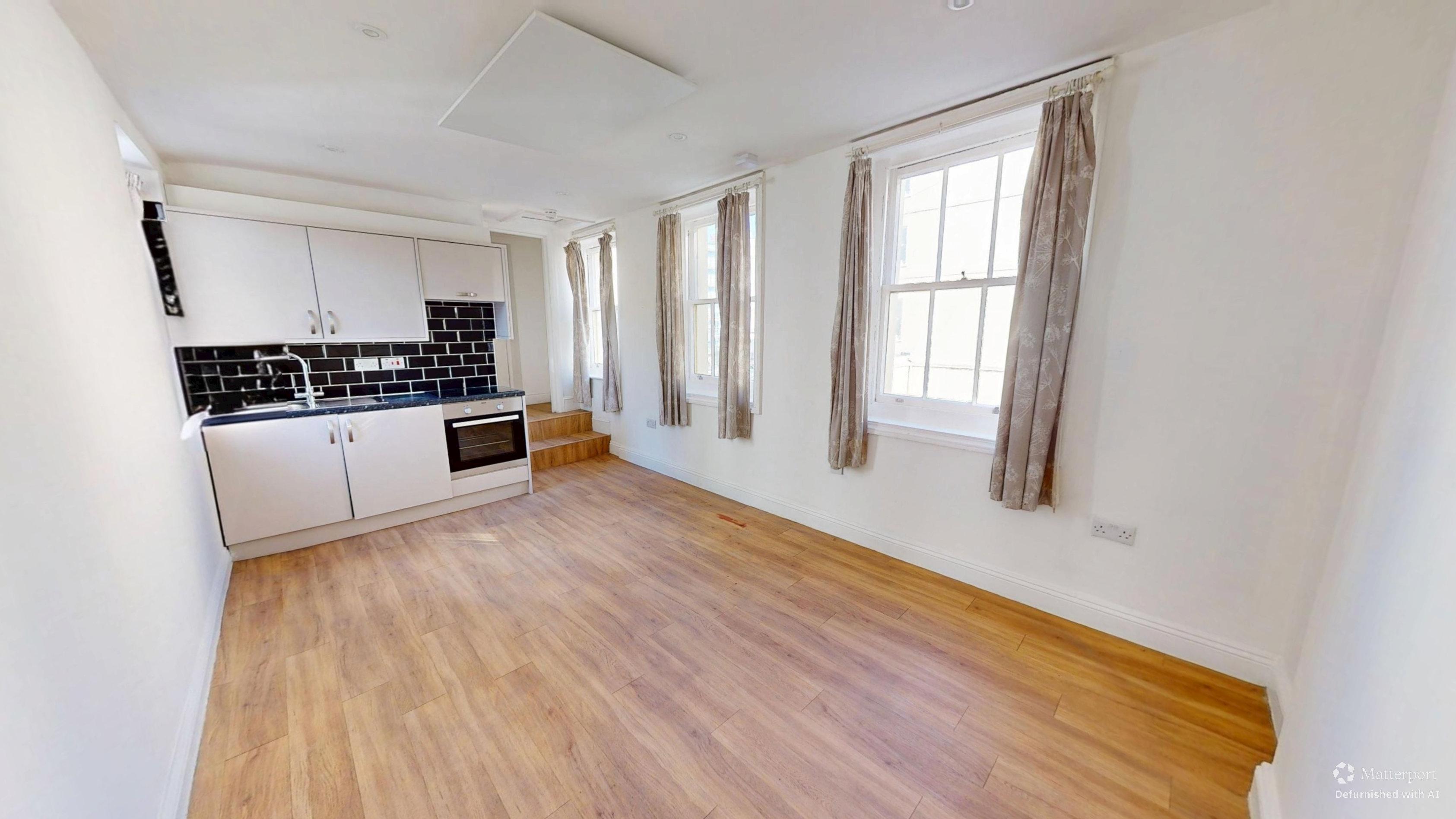  Studio flat To Let