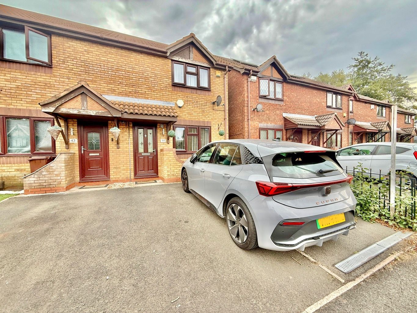 2 bedroom Terraced House Under Offer