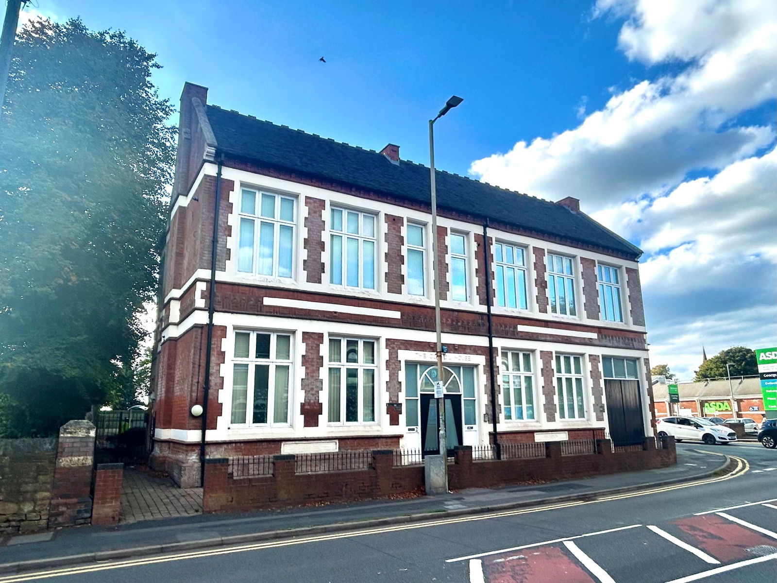 2 bedroom Flat share For Sale