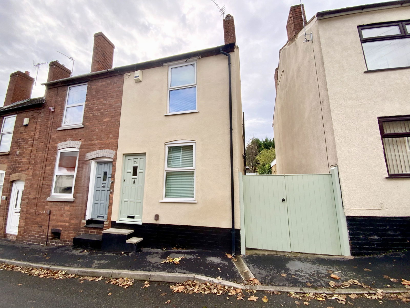 2 bedroom Terraced House Under Offer