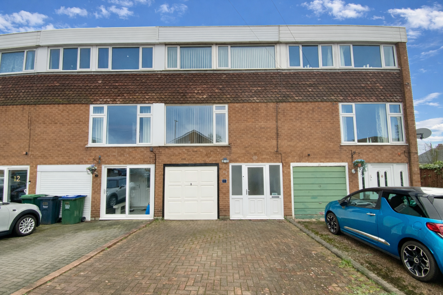4 bedroom Town house Under Offer