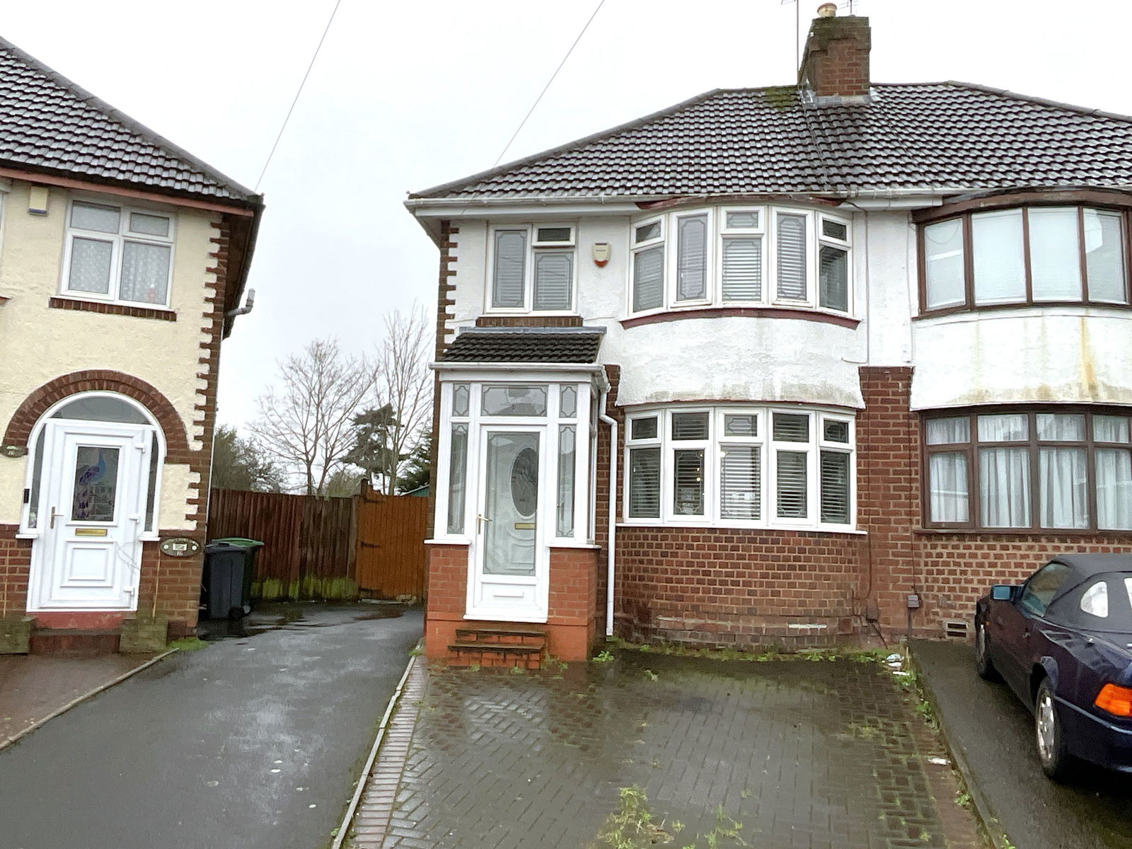 3 bedroom Semi-detached house For Sale