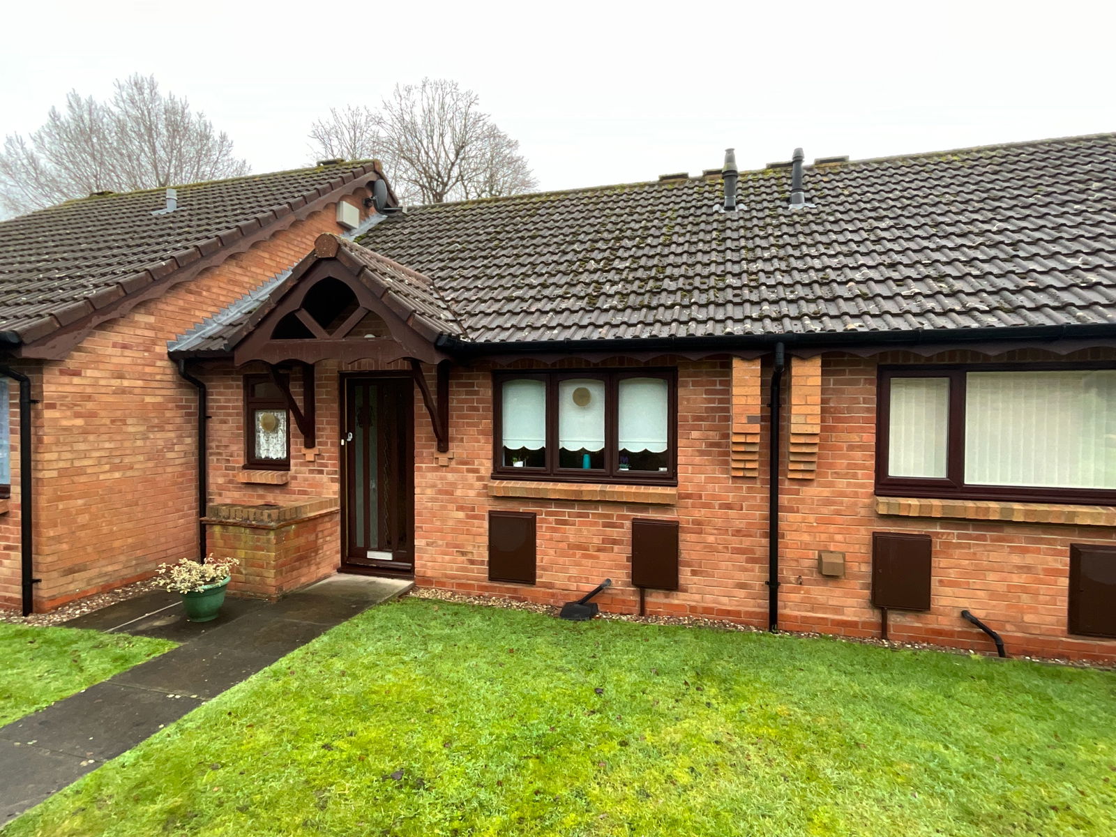 1 bedroom Terraced bungalow For Sale