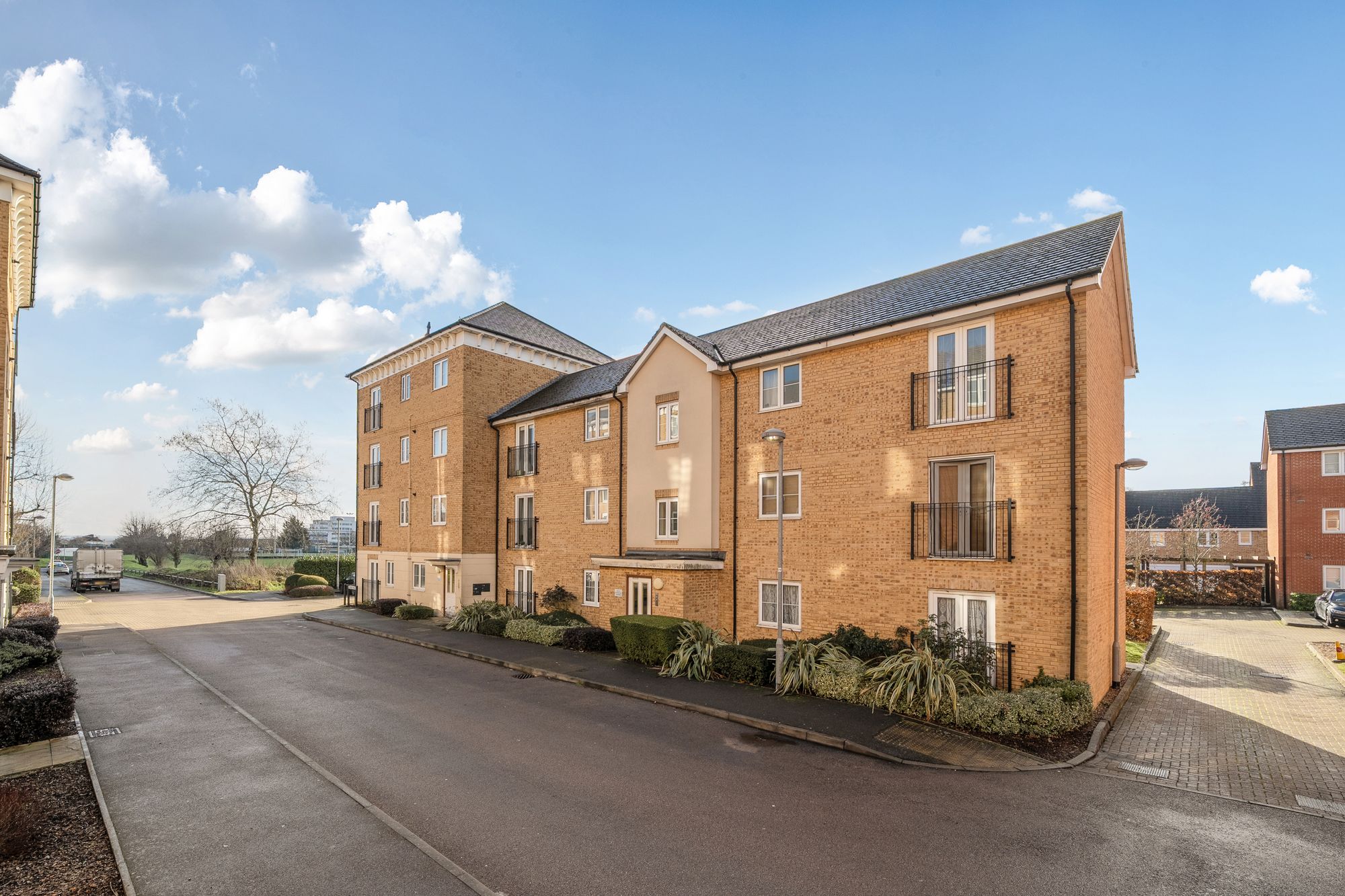 1 bedroom Flat share For Sale