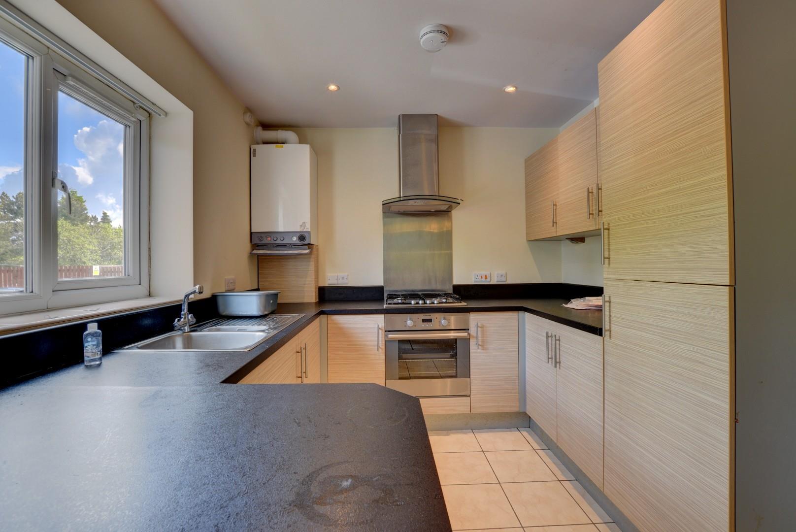 2 bedroom Apartment Let