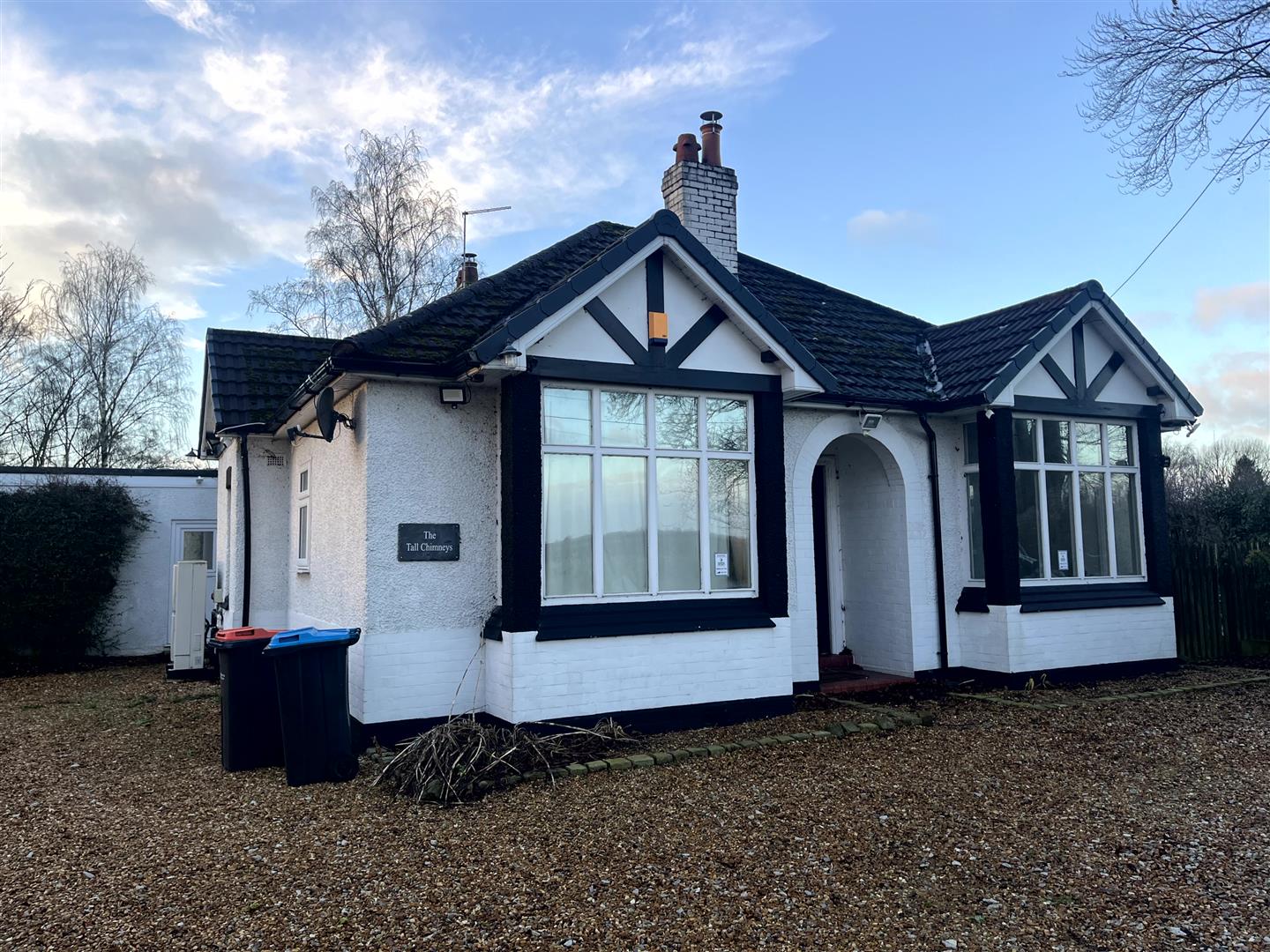 2 bedroom Detached bungalow Sold