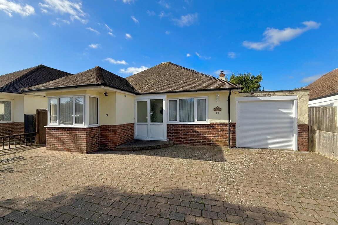 2 bedroom Detached bungalow Sold