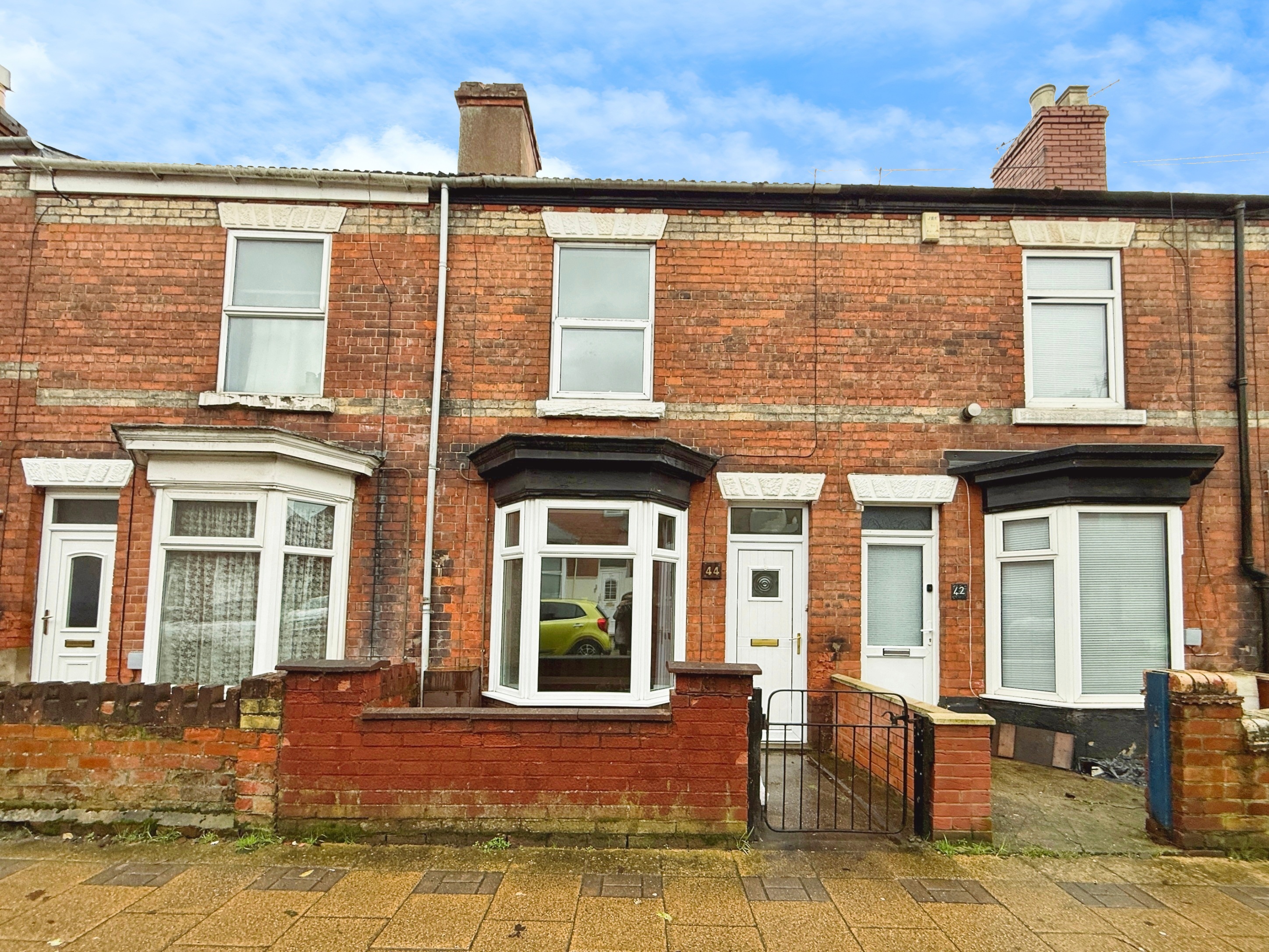 3 bedroom Terraced House To Let