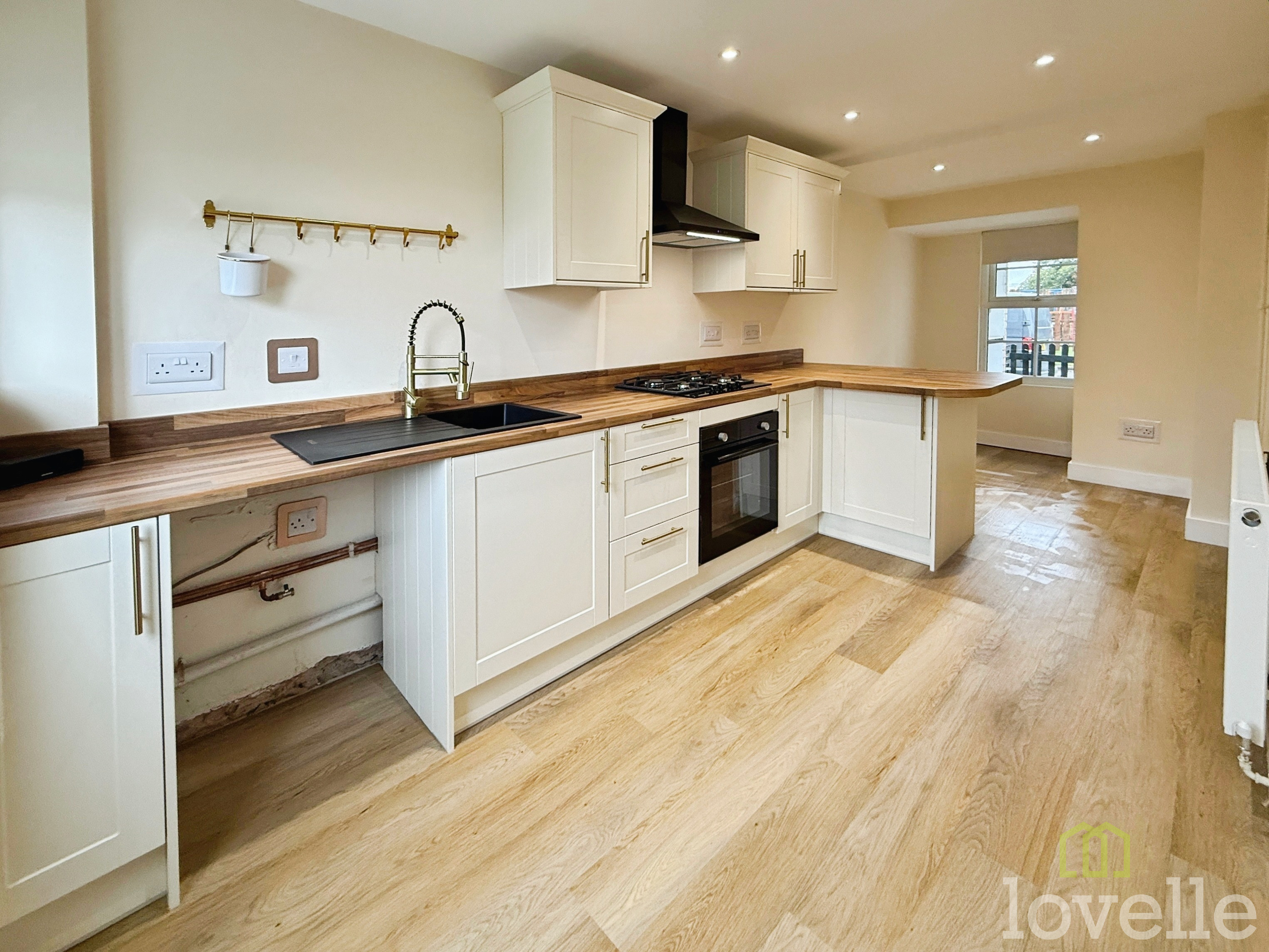 2 bedroom Terraced House Under Offer