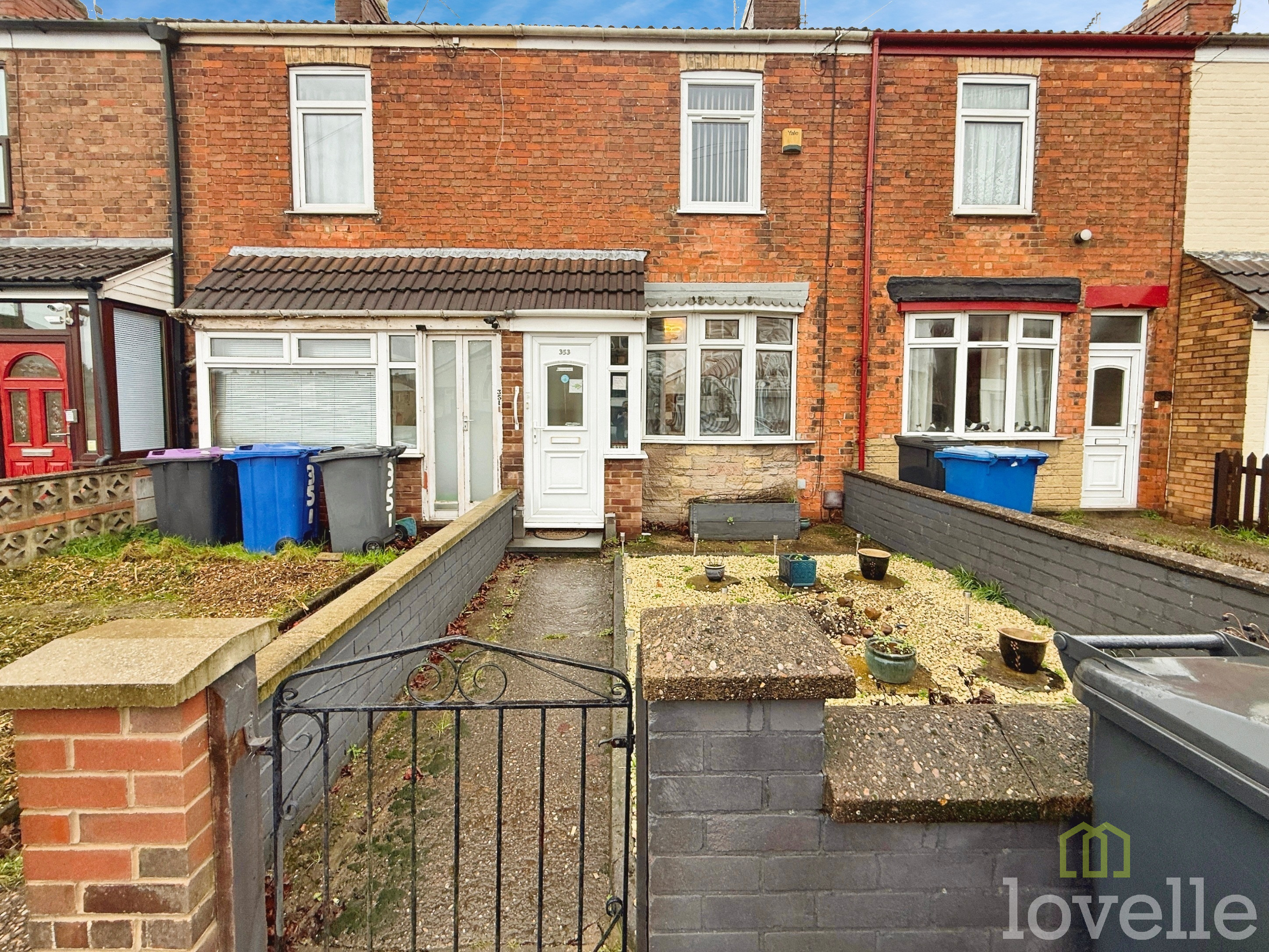 2 bedroom Terraced House Under Offer