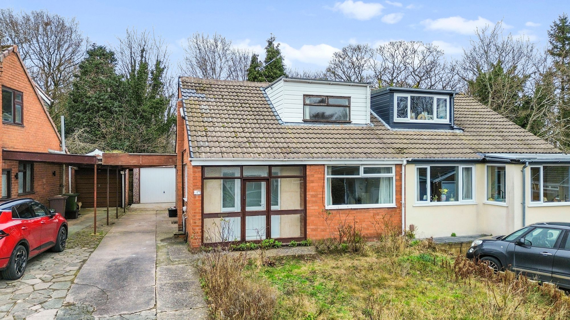 4 bedroom Detached bungalow Under Offer