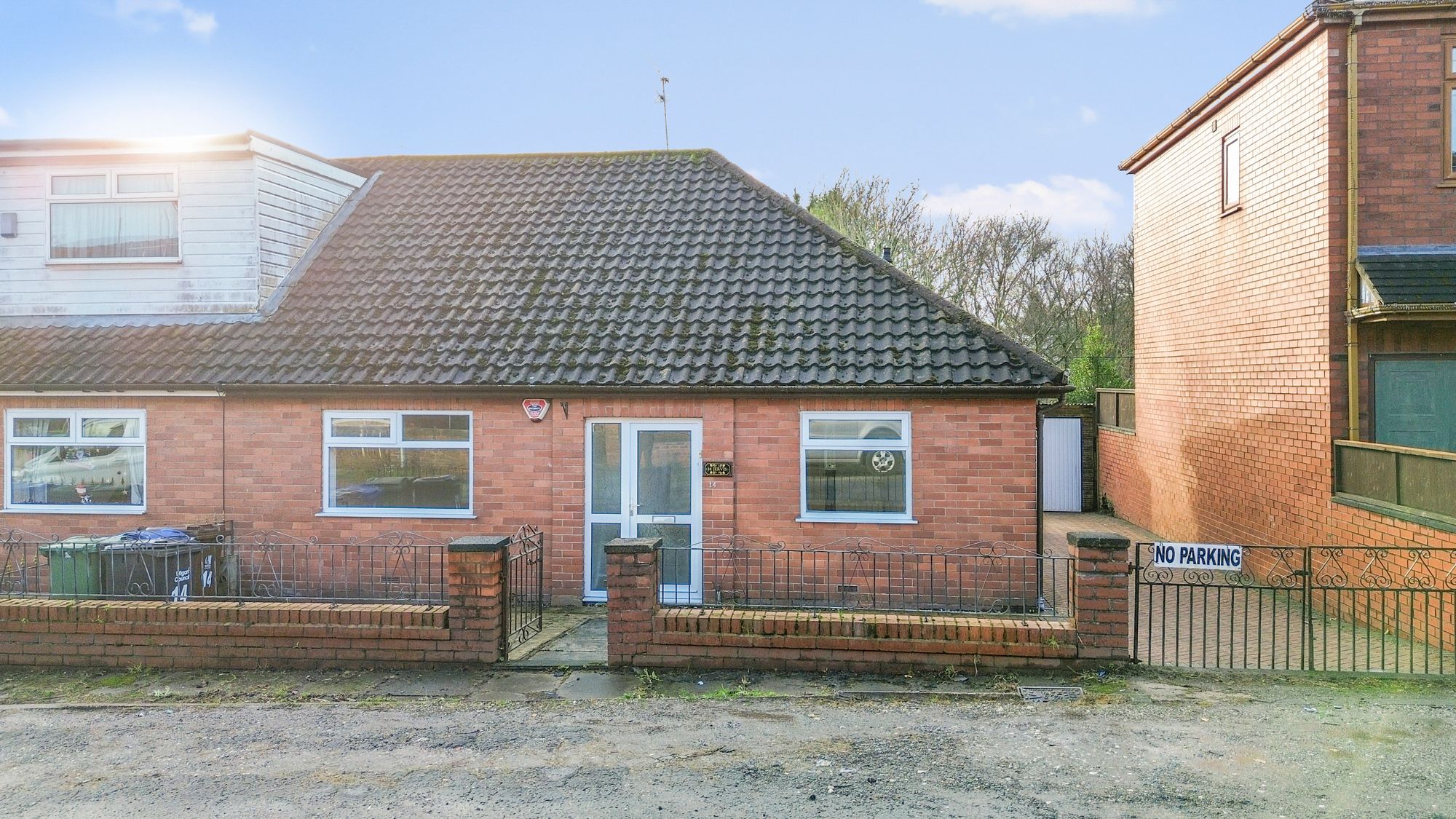 2 bedroom Detached bungalow Under Offer