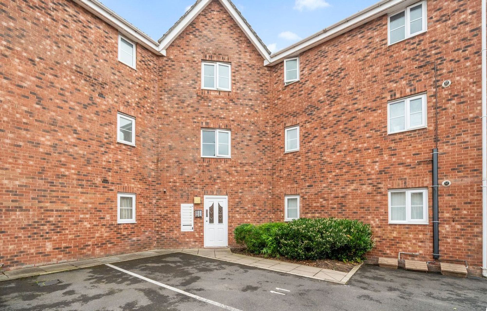 2 bedroom Flat share For Sale