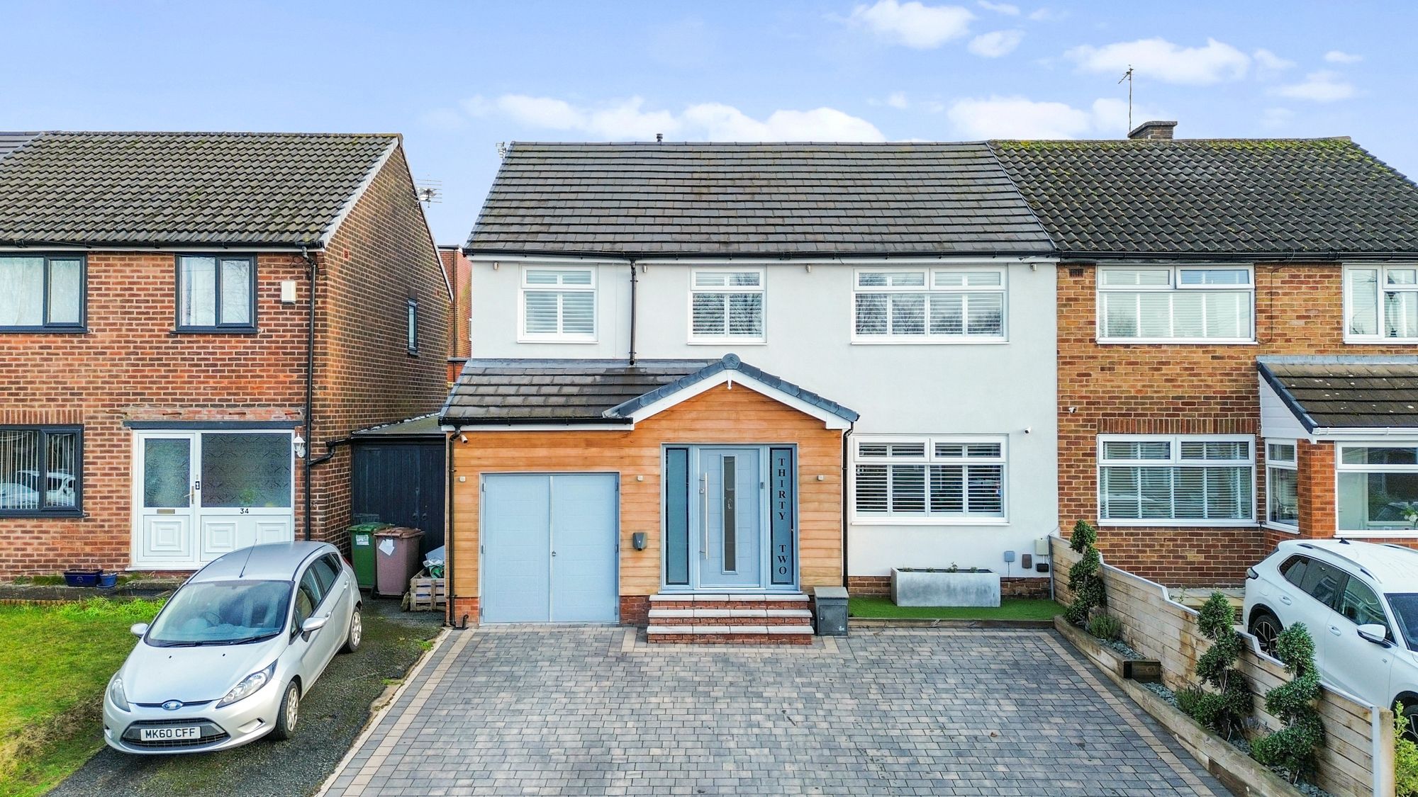 3 bedroom Semi-detached house For Sale