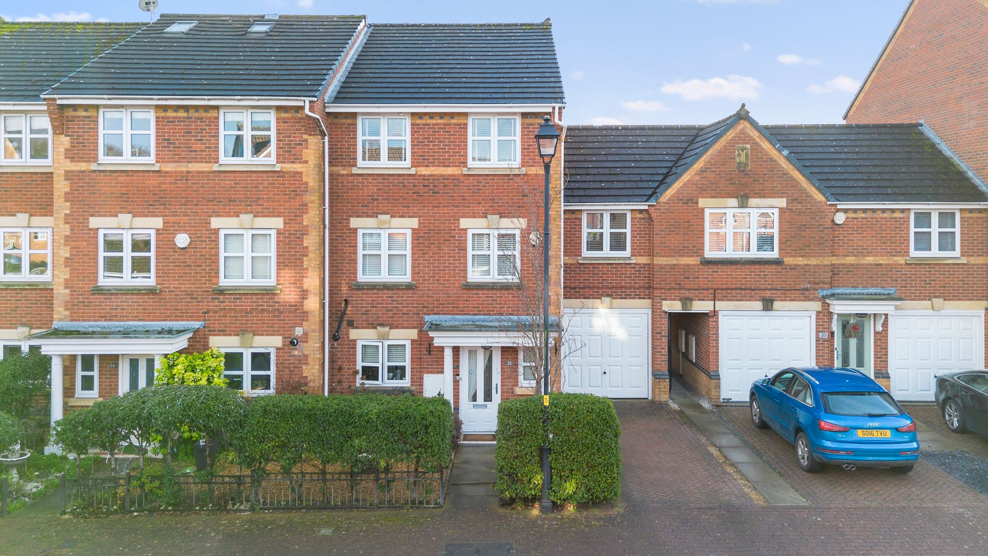 4 bedroom Terraced House For Sale