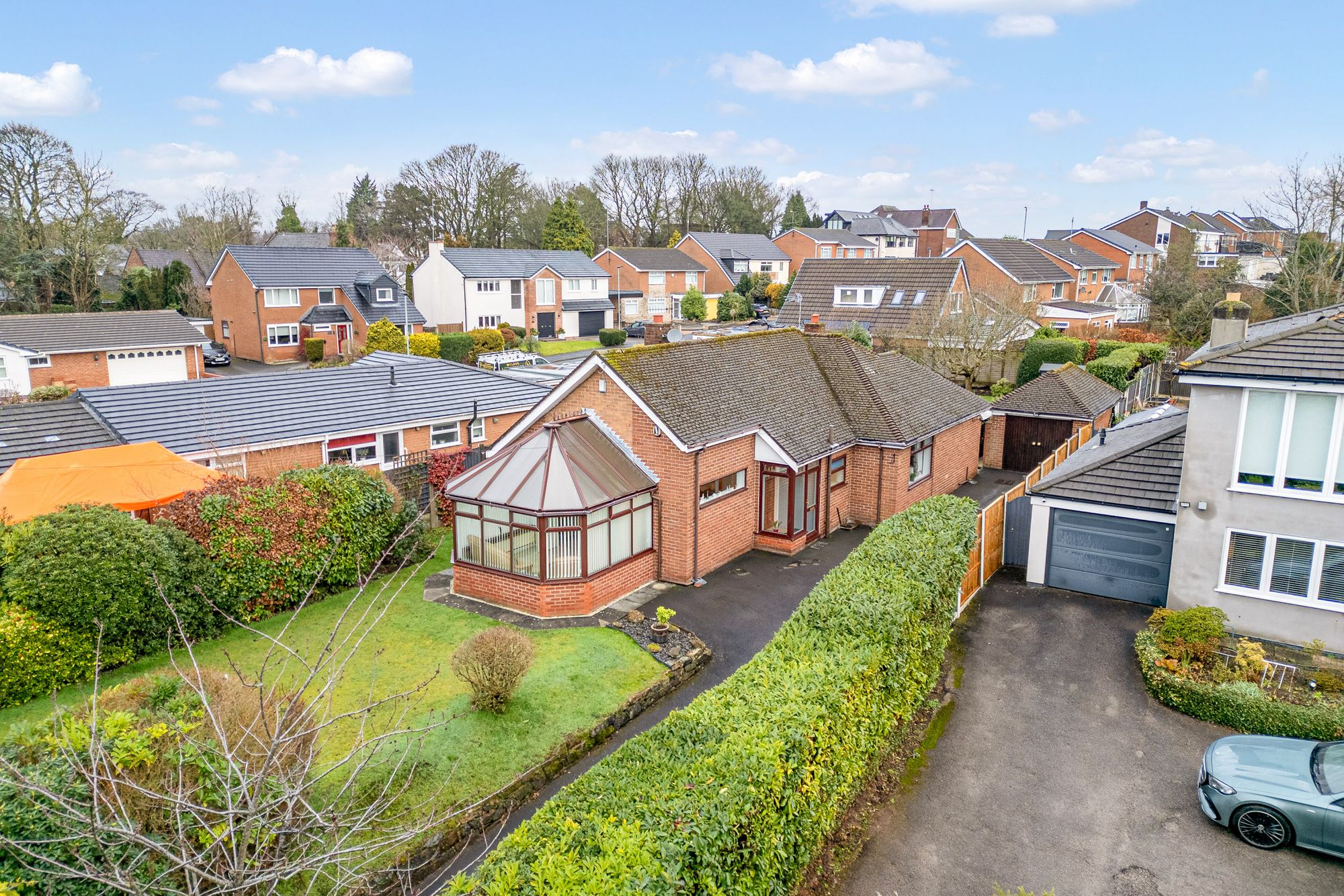 3 bedroom Detached bungalow For Sale
