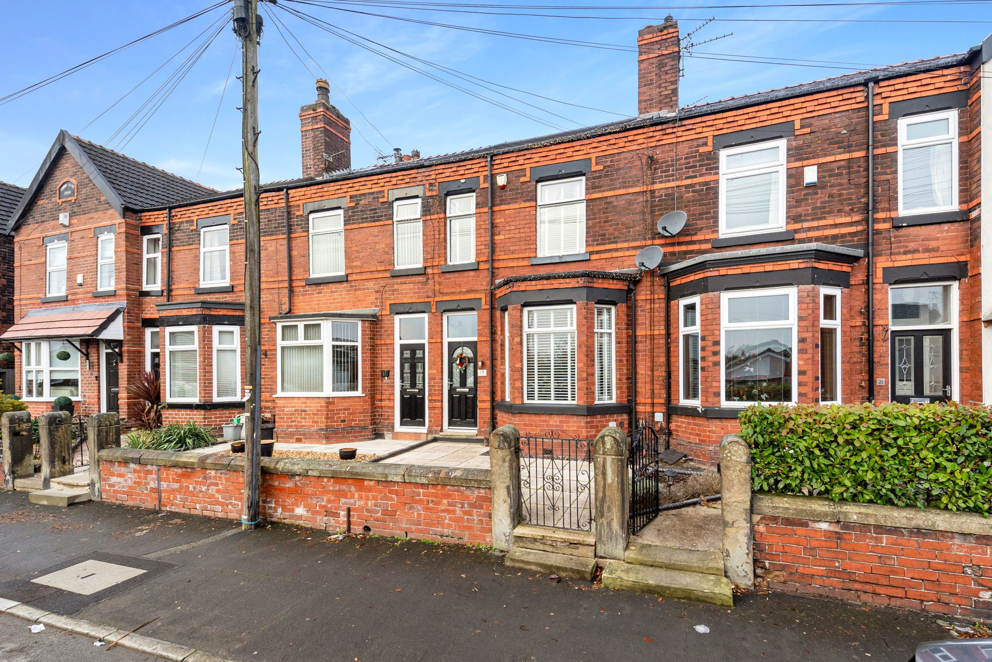 3 bedroom Terraced House Under Offer