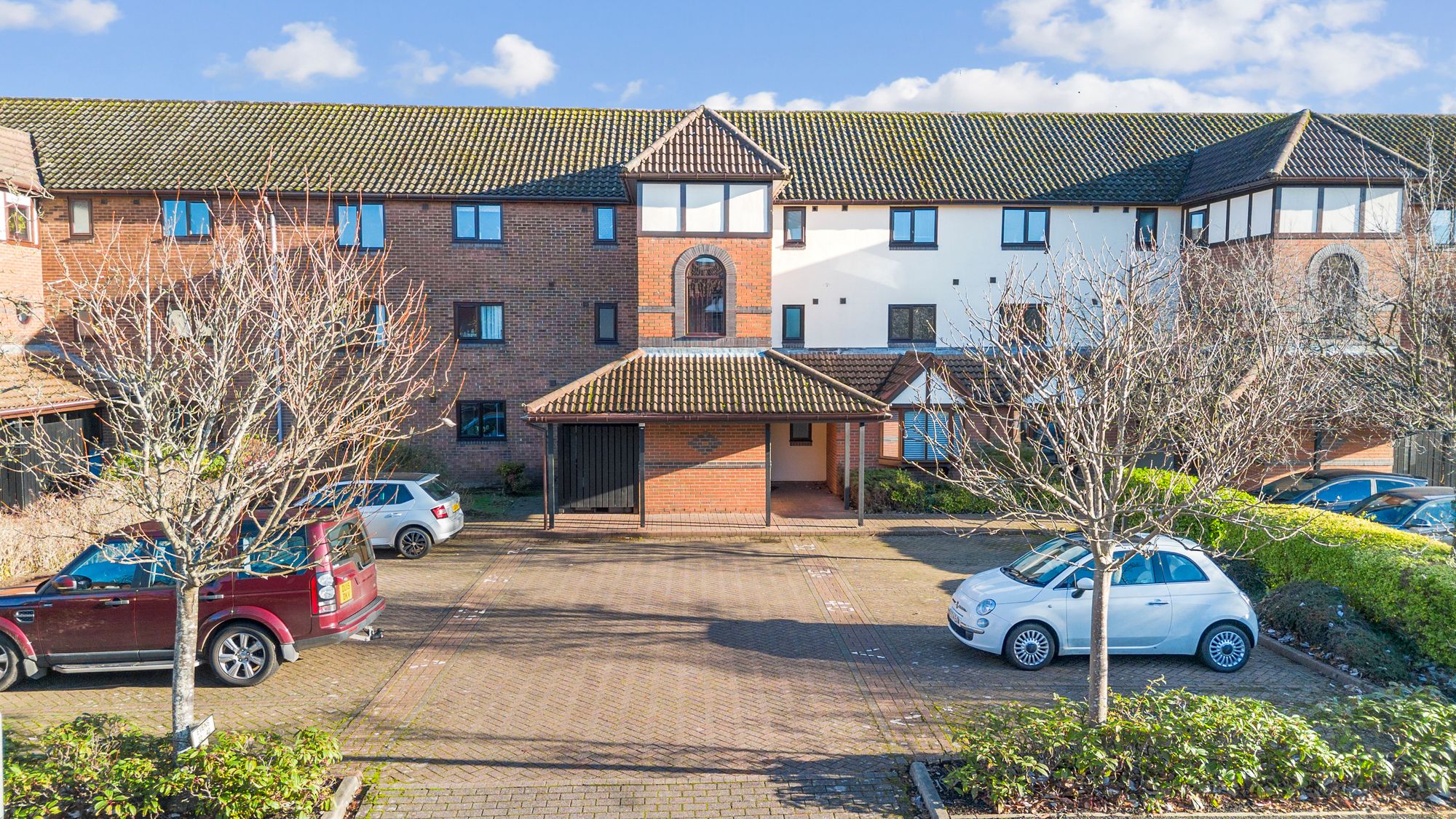 1 bedroom Apartment Under Offer