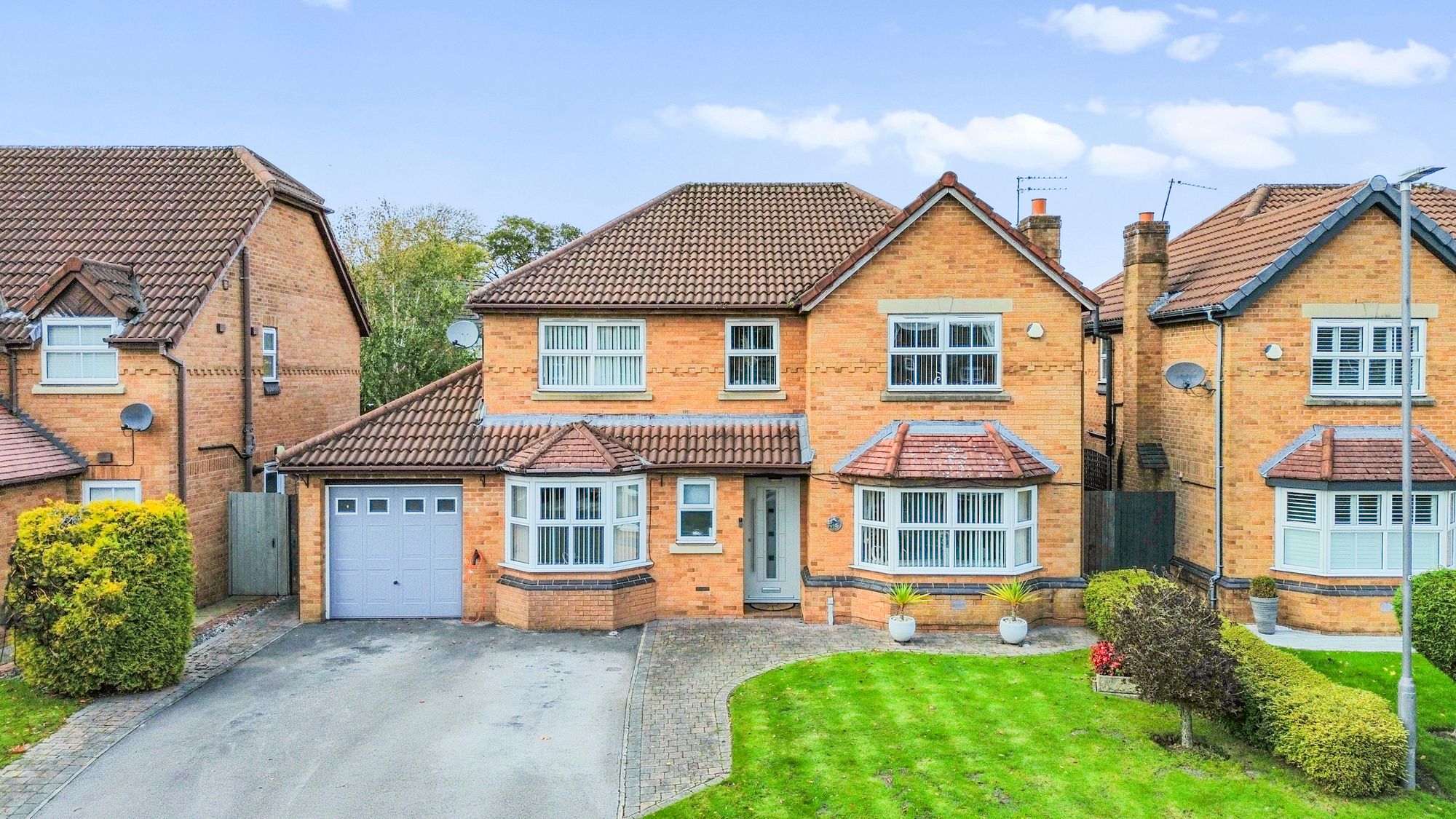 4 bedroom Detached house For Sale
