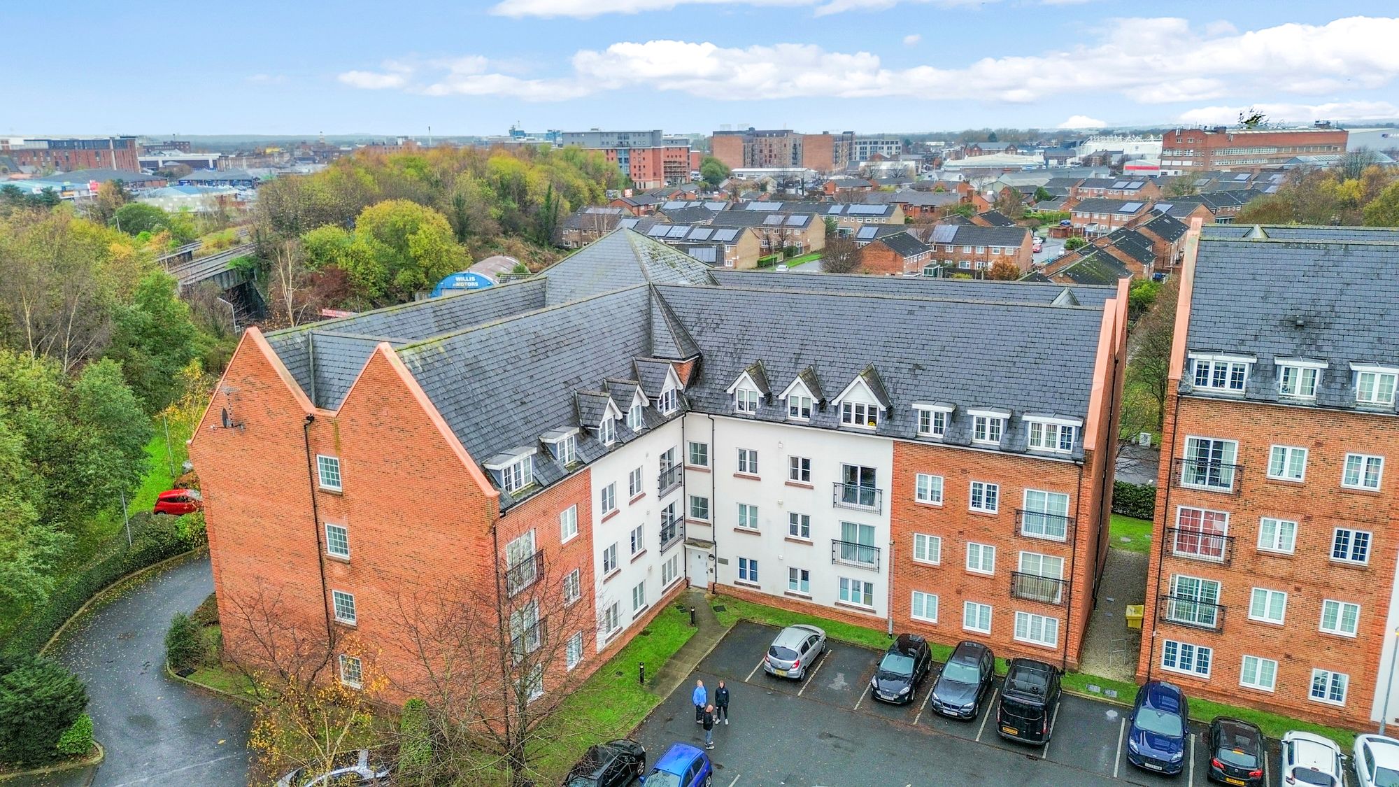 2 bedroom Apartment For Sale