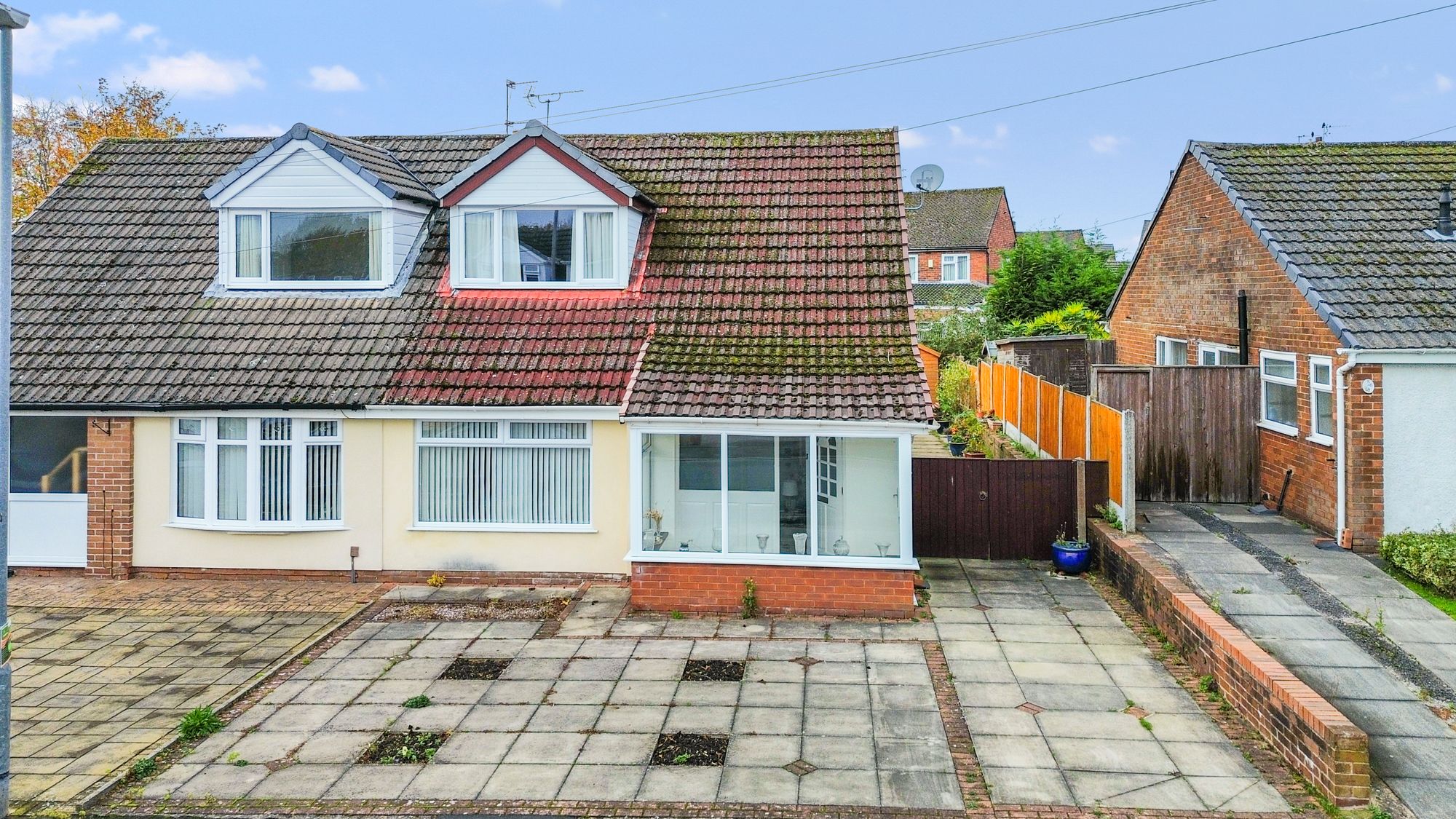 2 bedroom Detached bungalow Under Offer