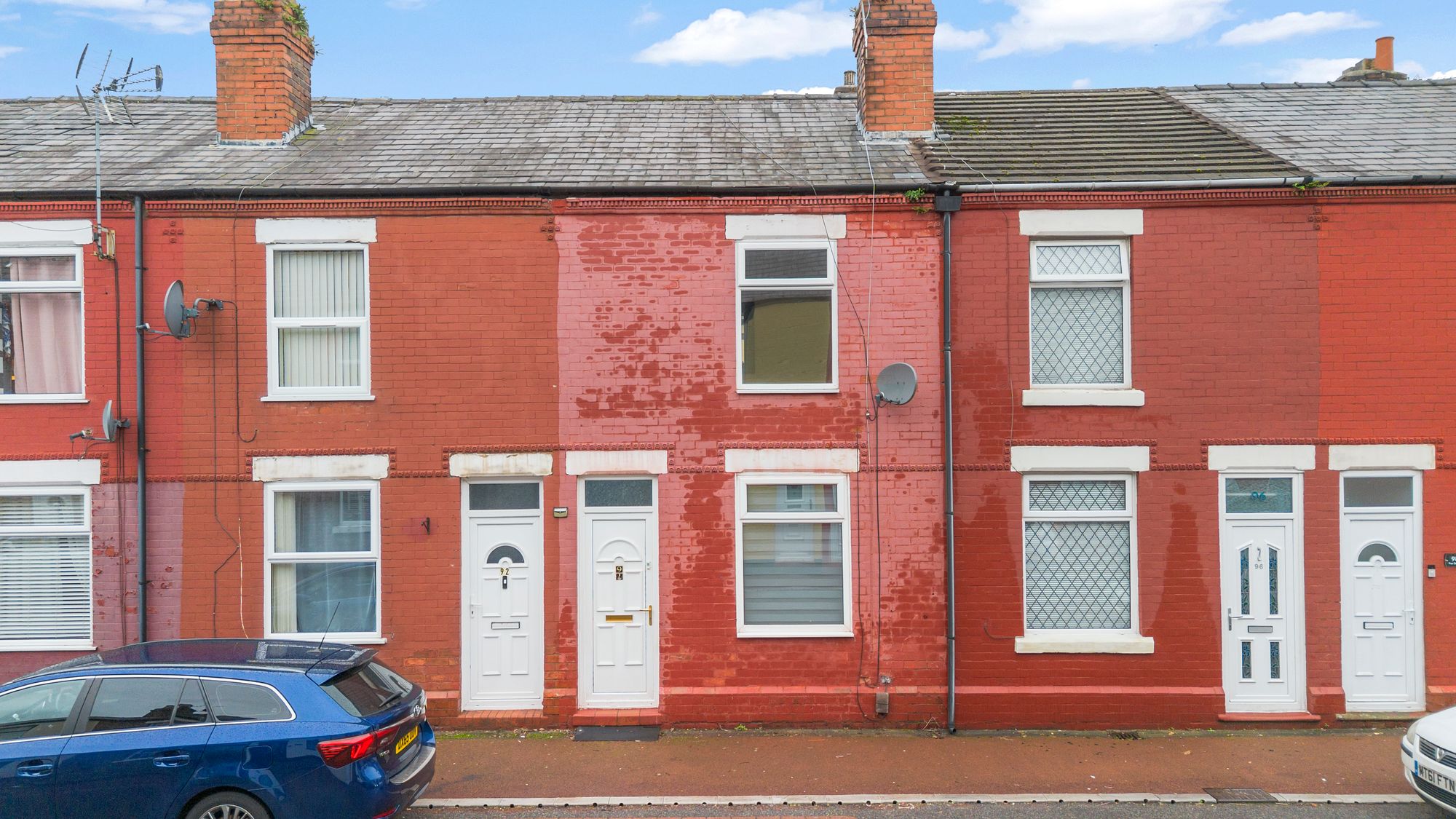2 bedroom Terraced House Under Offer