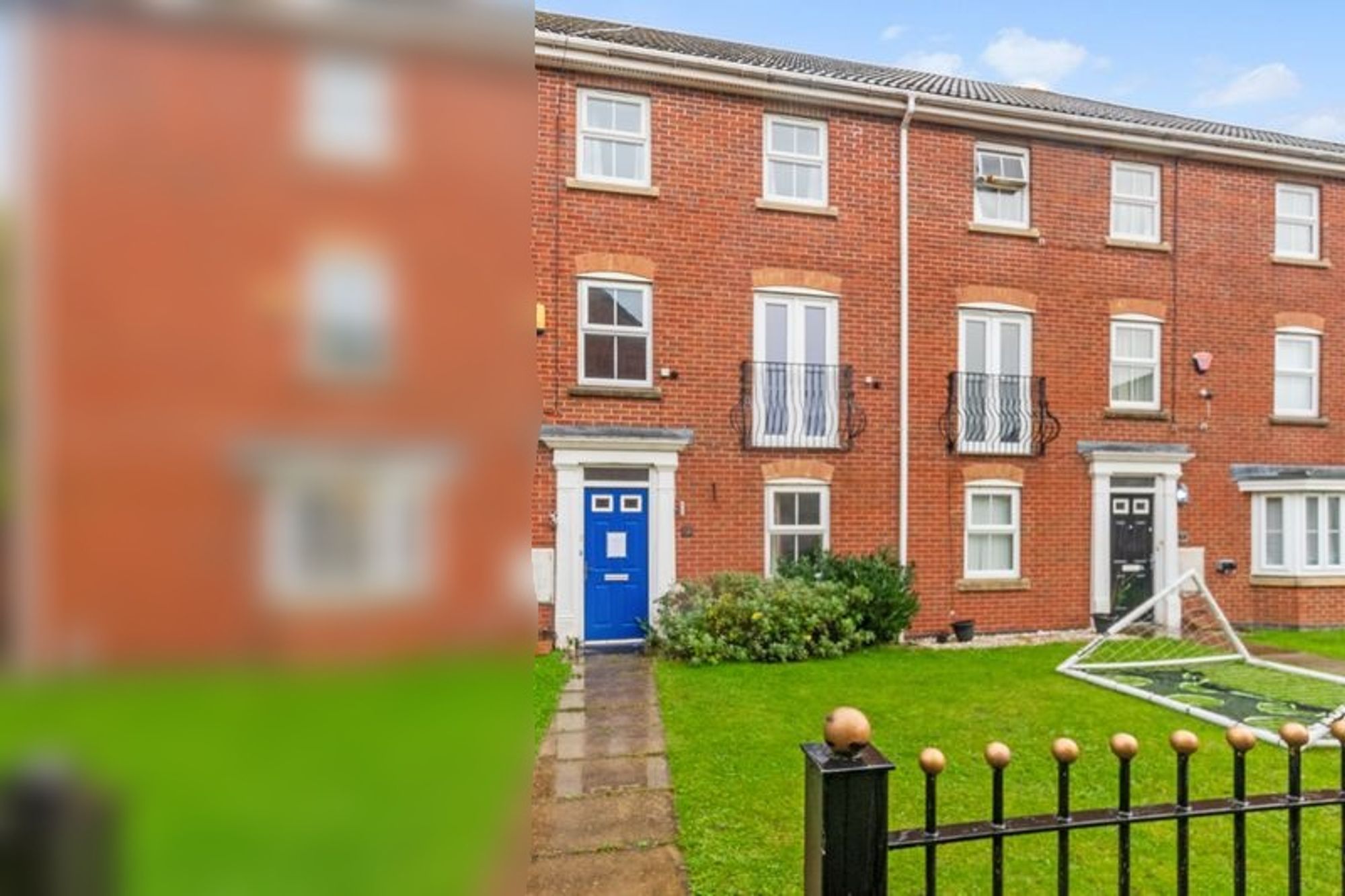 4 bedroom Terraced House For Sale