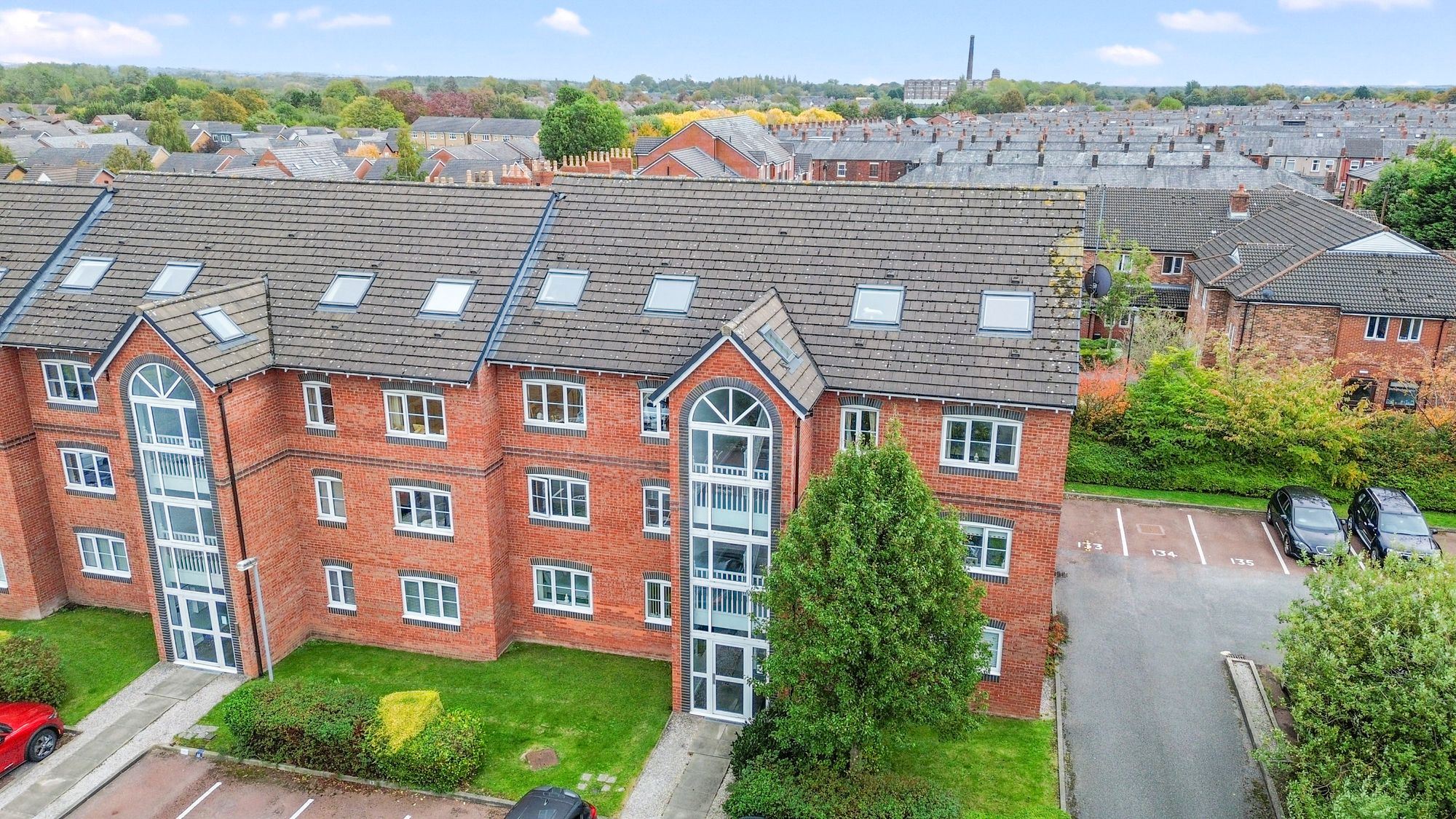 2 bedroom Flat Under Offer