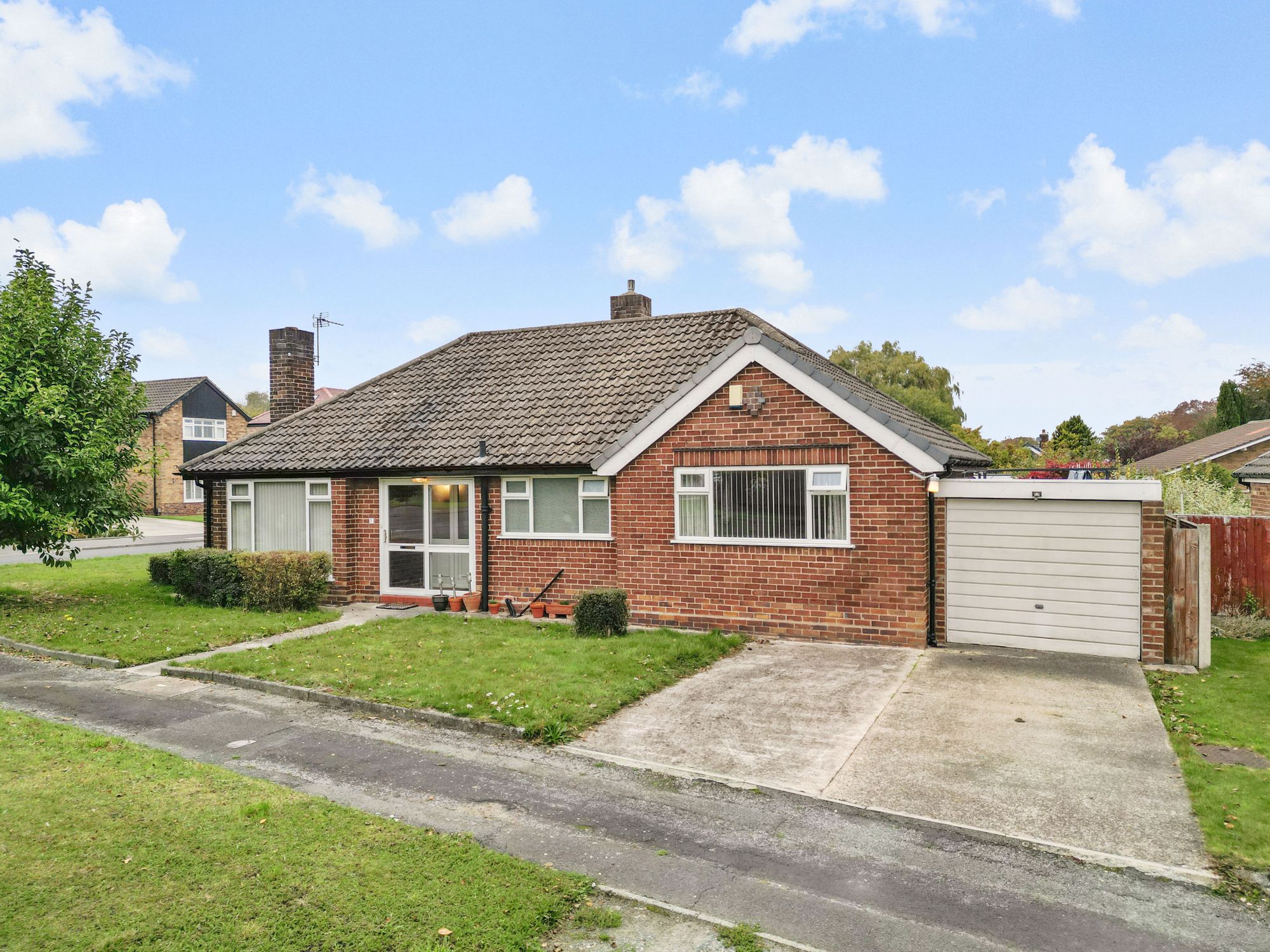 2 bedroom Detached bungalow Under Offer
