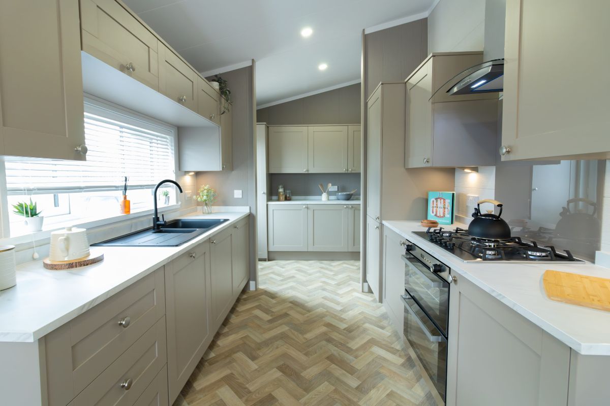 2 bedroom  For Sale