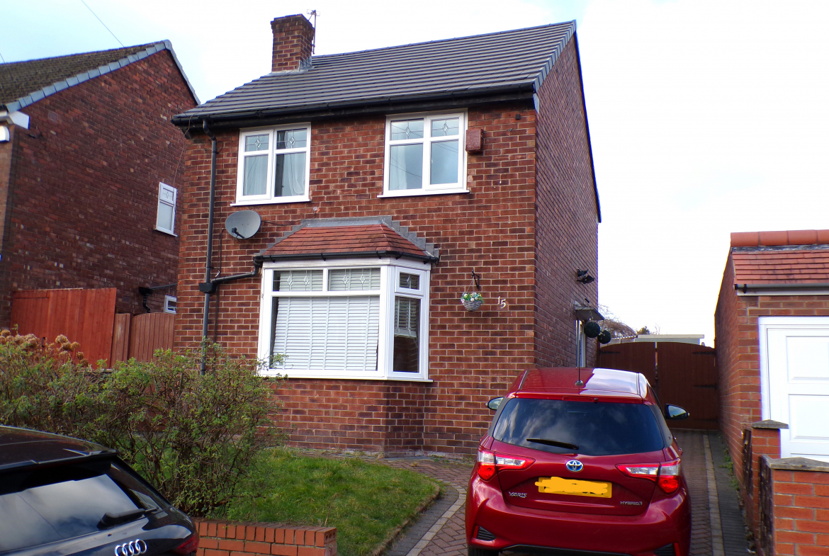 3 bedroom Detached house For Sale