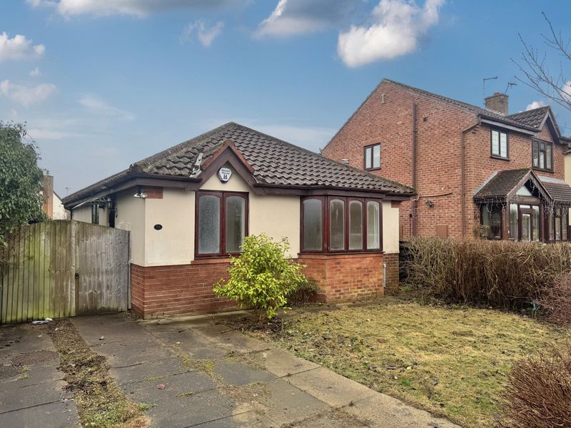 2 bedroom Detached bungalow Under Offer