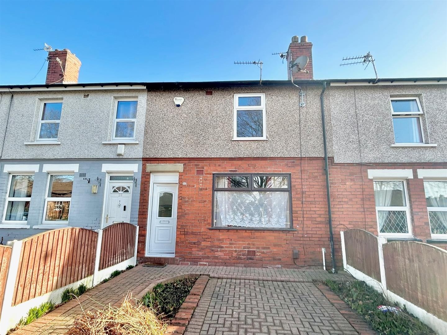 2 bedroom Terraced House Under Offer