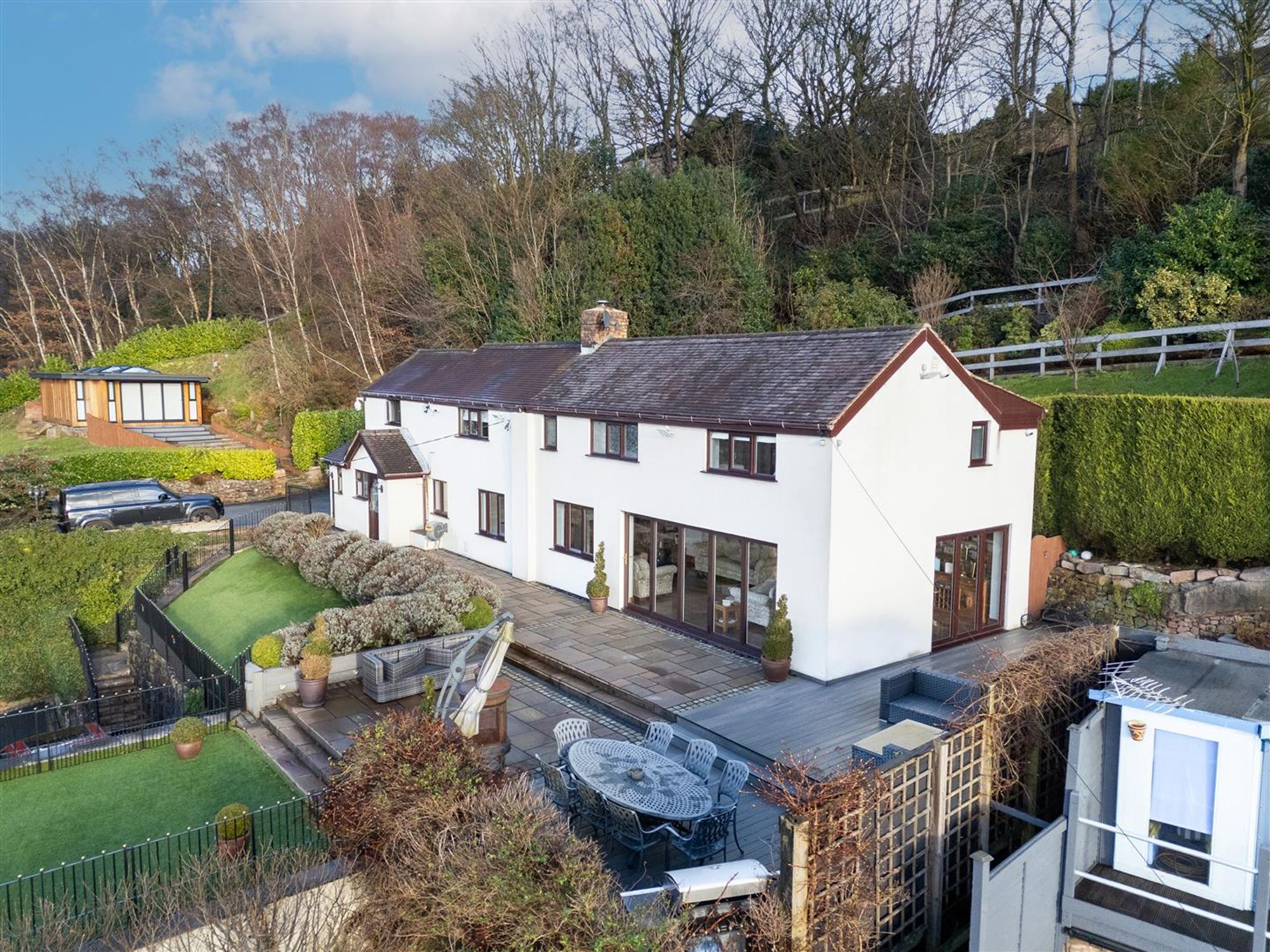 3 bedroom Cottage For Sale