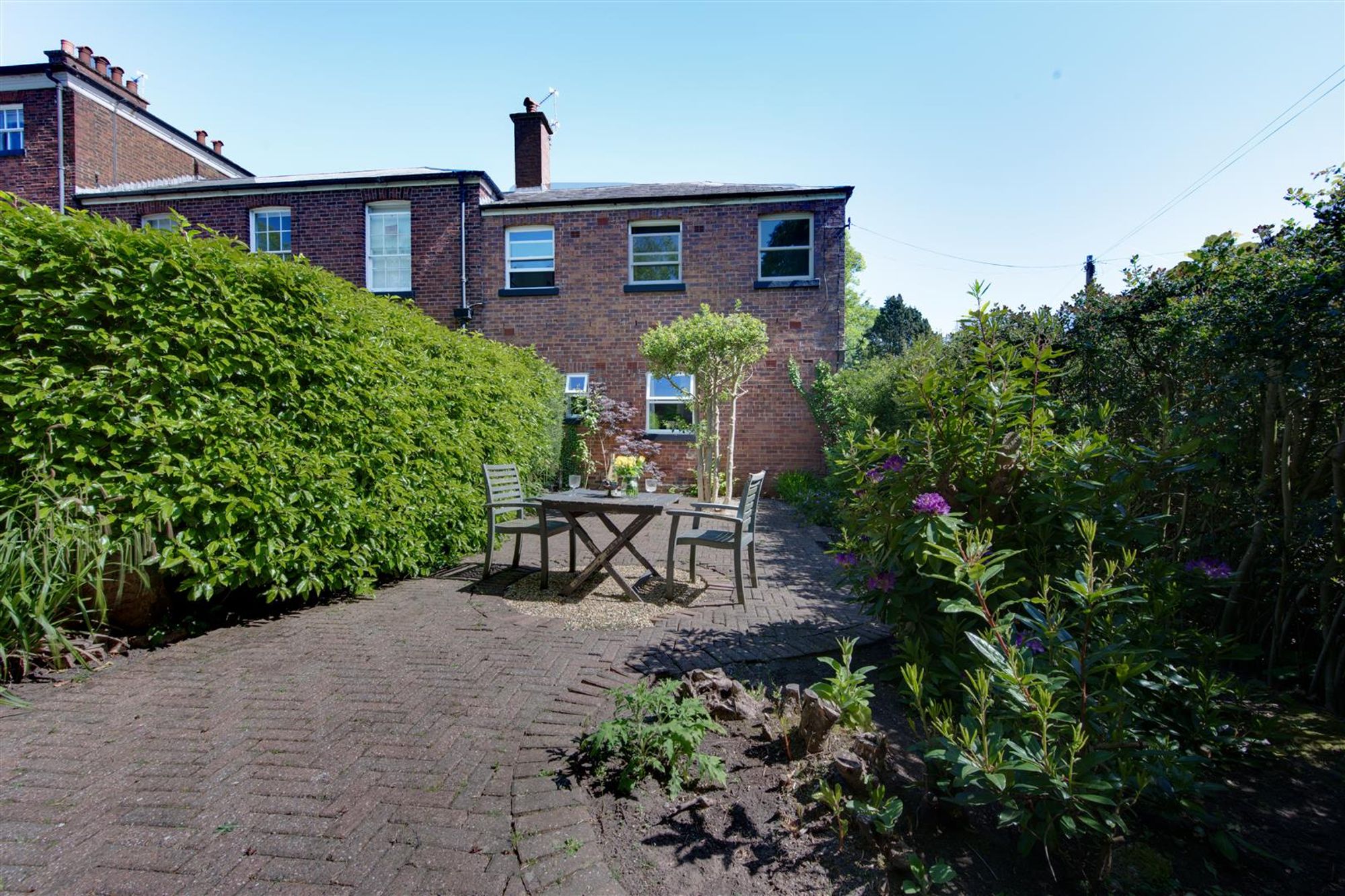 2 bedroom Town house For Sale