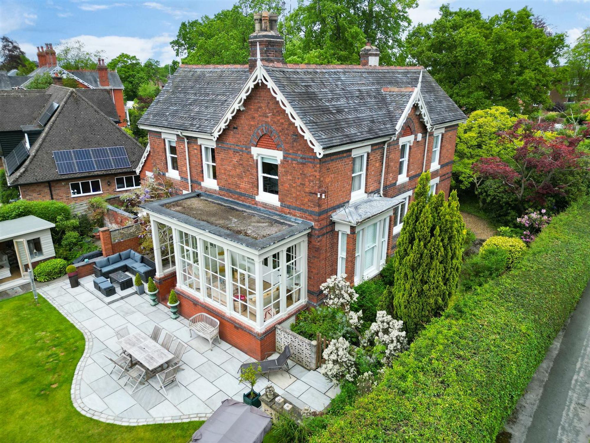 4 bedroom Terraced House For Sale