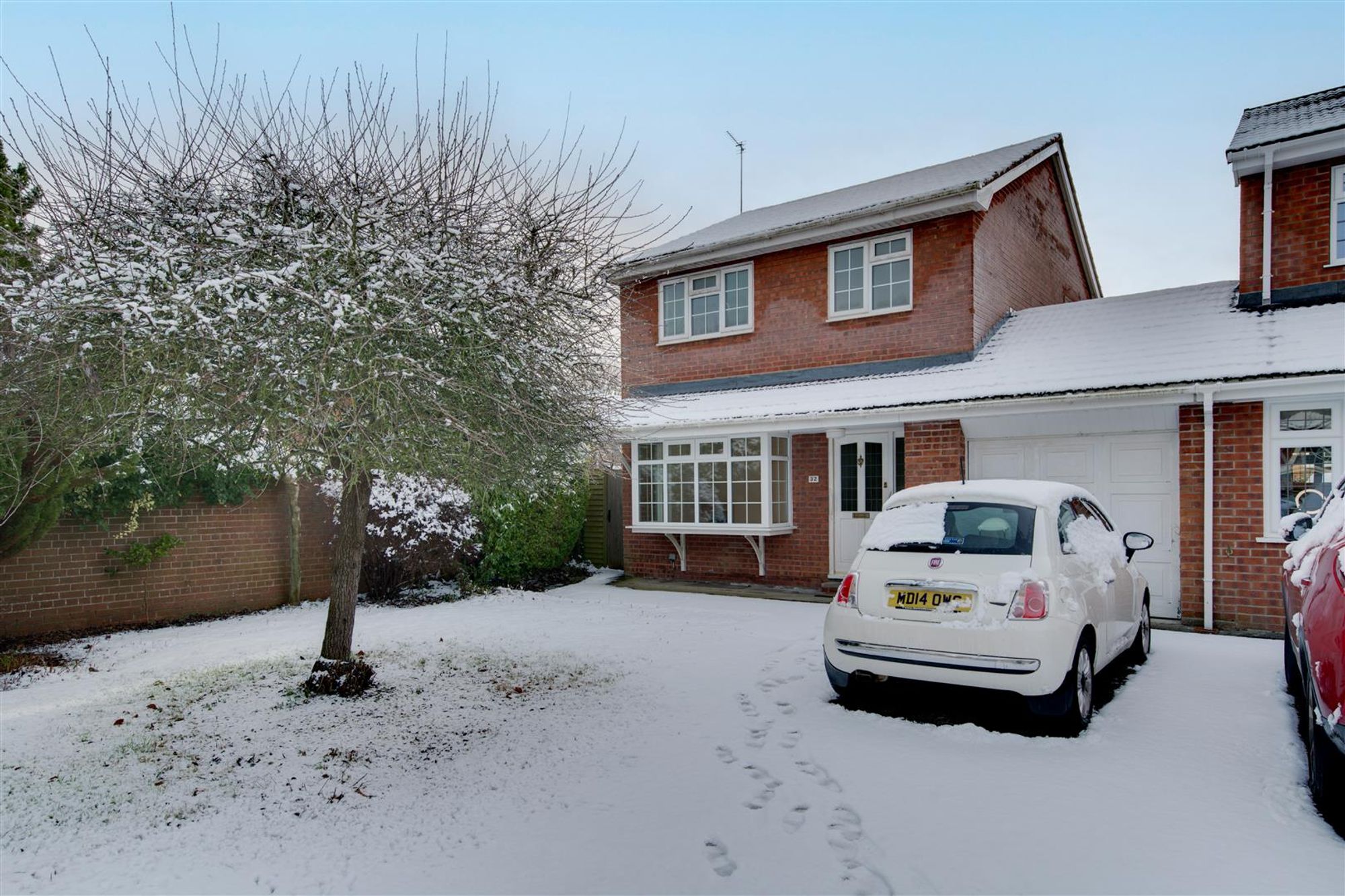 4 bedroom Semi-detached house For Sale