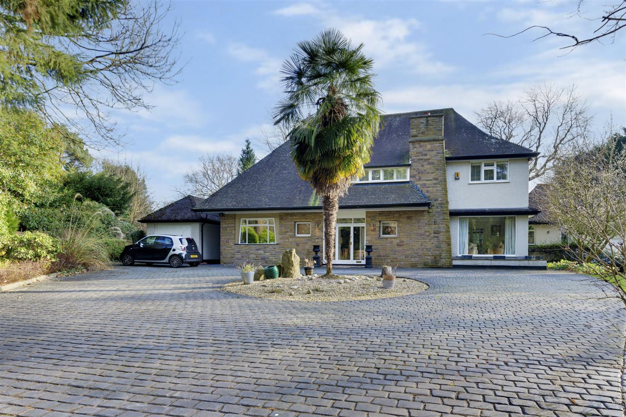 4 bedroom House (unspecified) For Sale