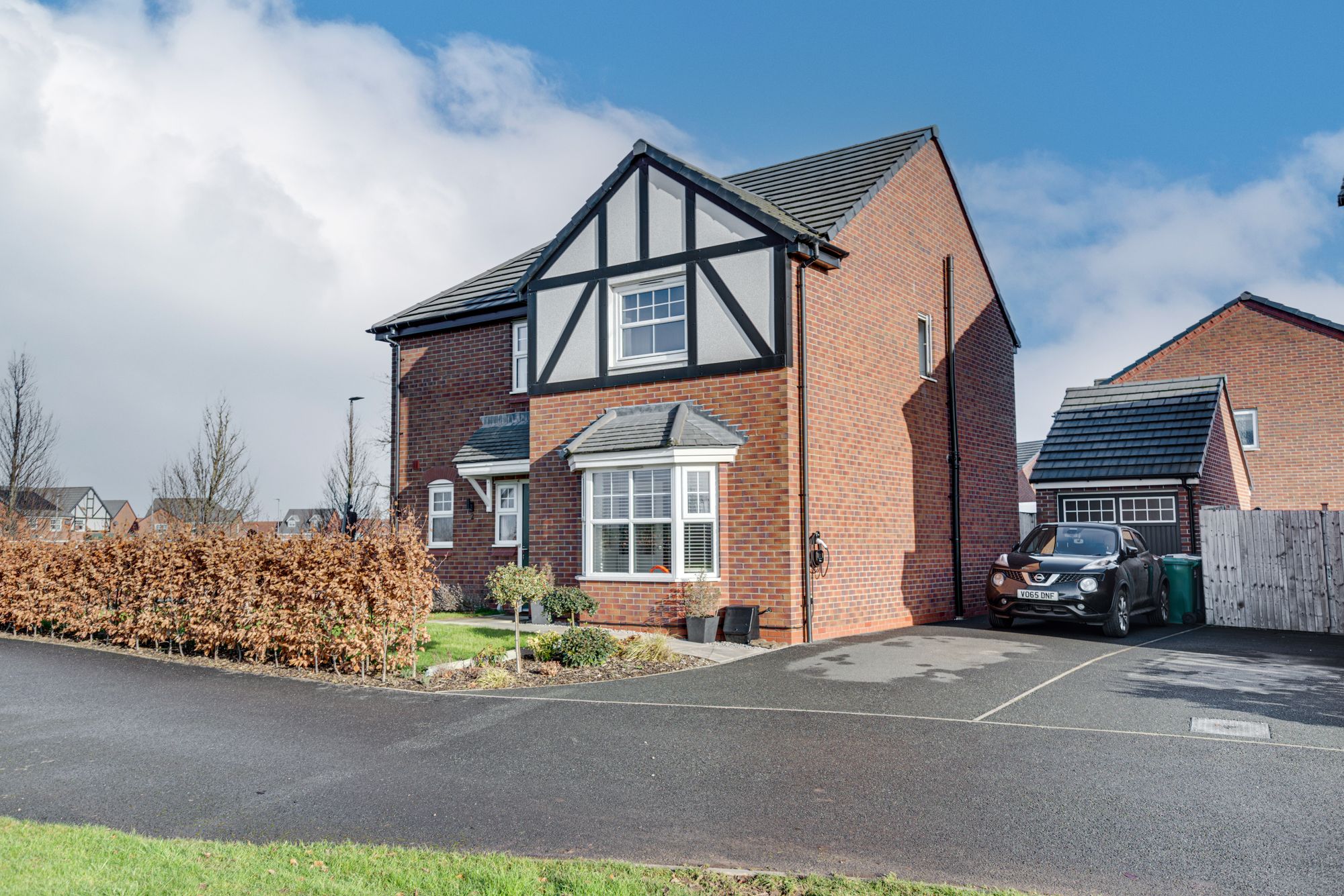 9 bedroom Detached house For Sale