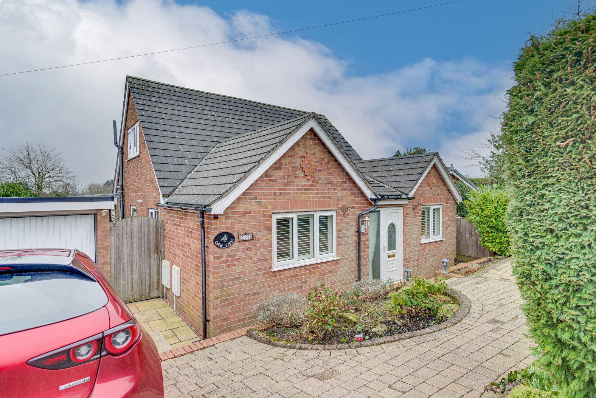 4 bedroom Flat For Sale