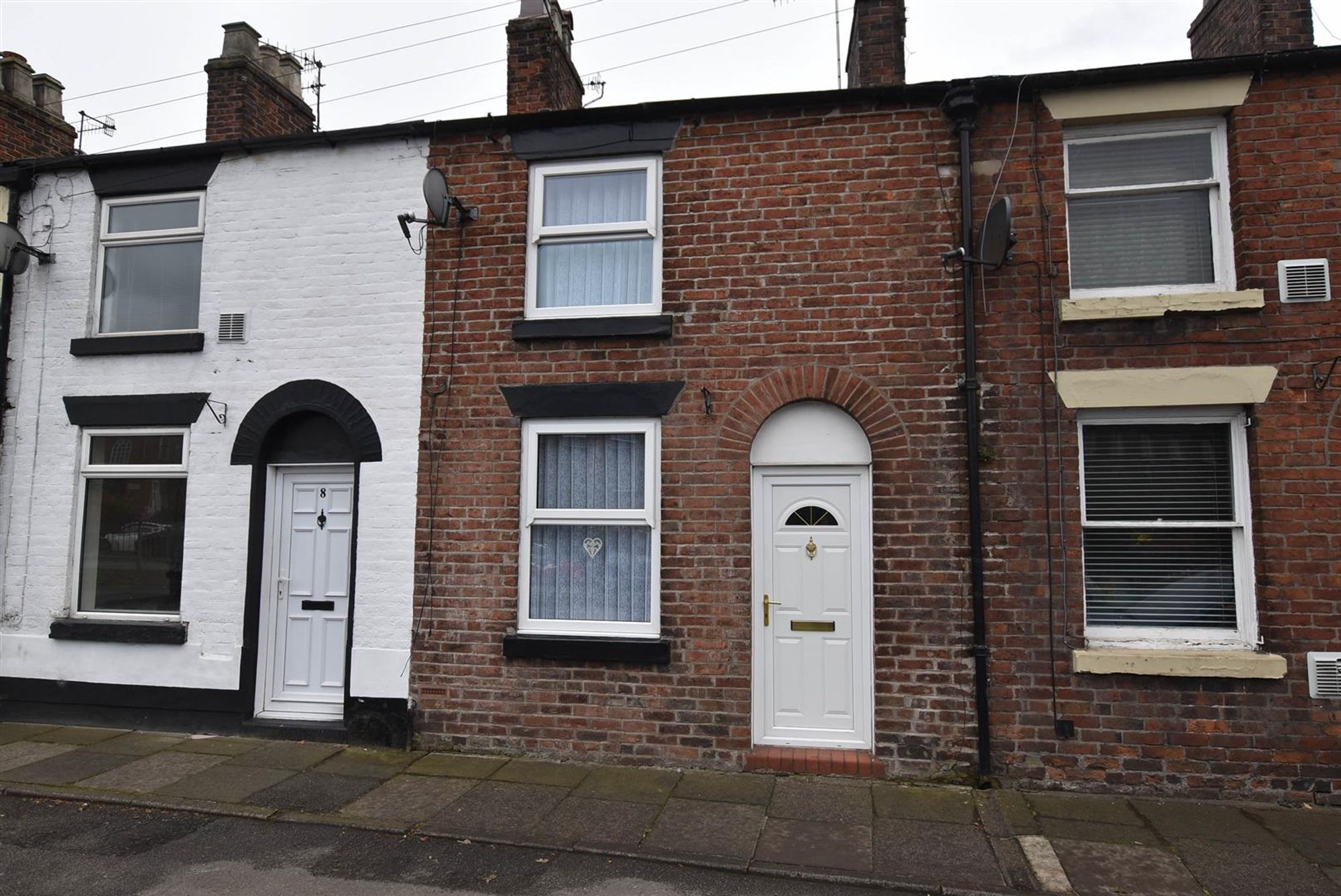 2 bedroom Cottage To Let