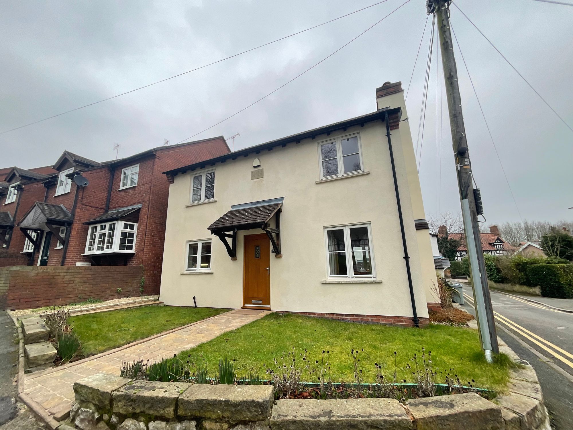  Cottage To Let