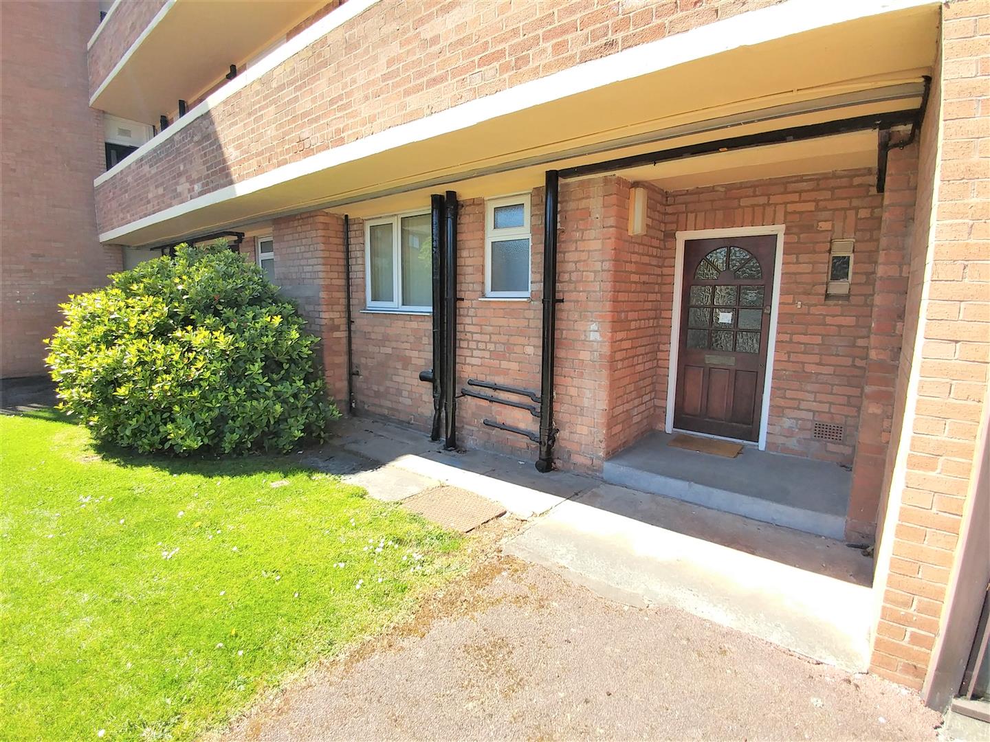 1 bedroom Flat share Let