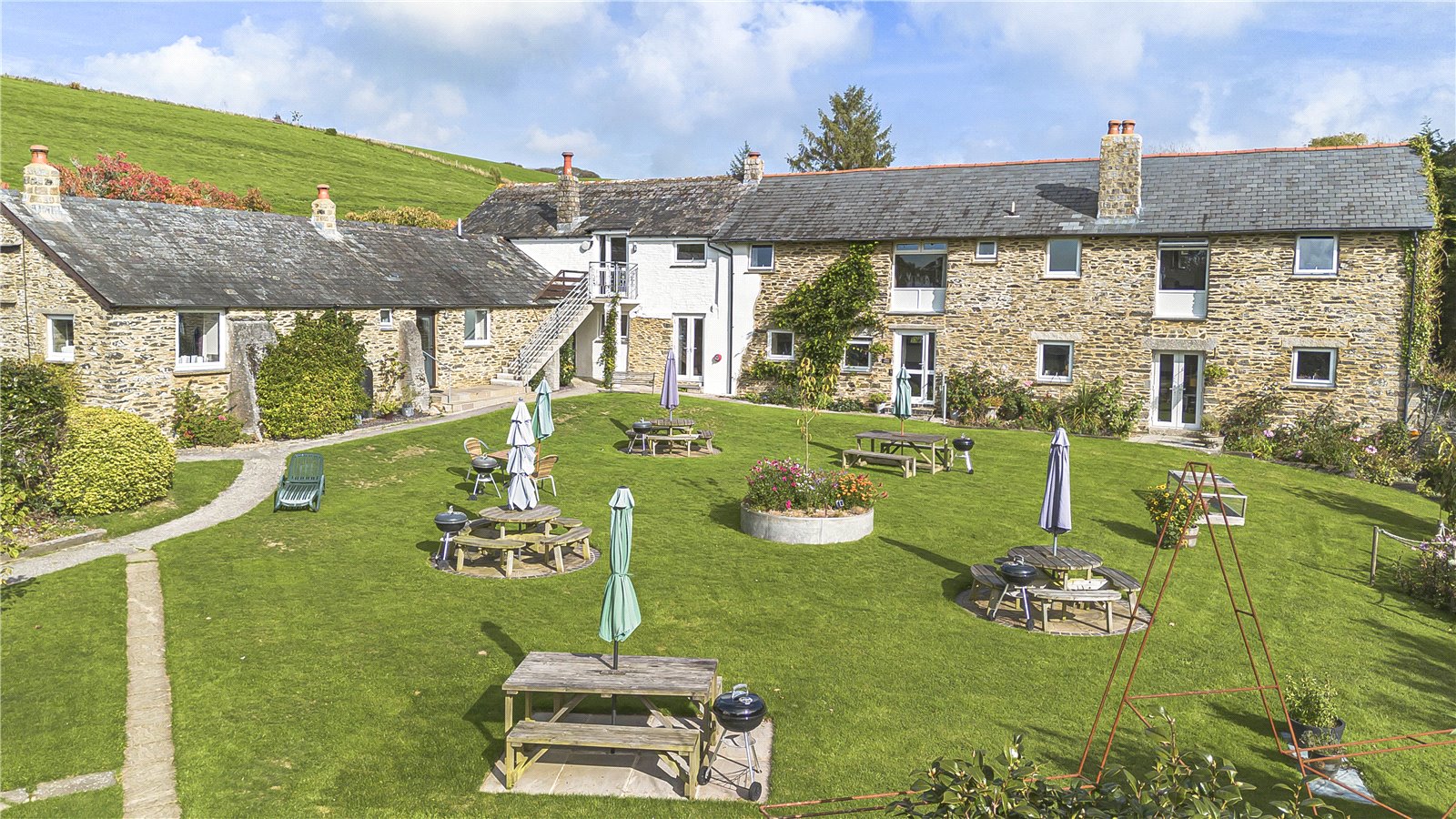 19 bedroom Barn Conversion For Sale