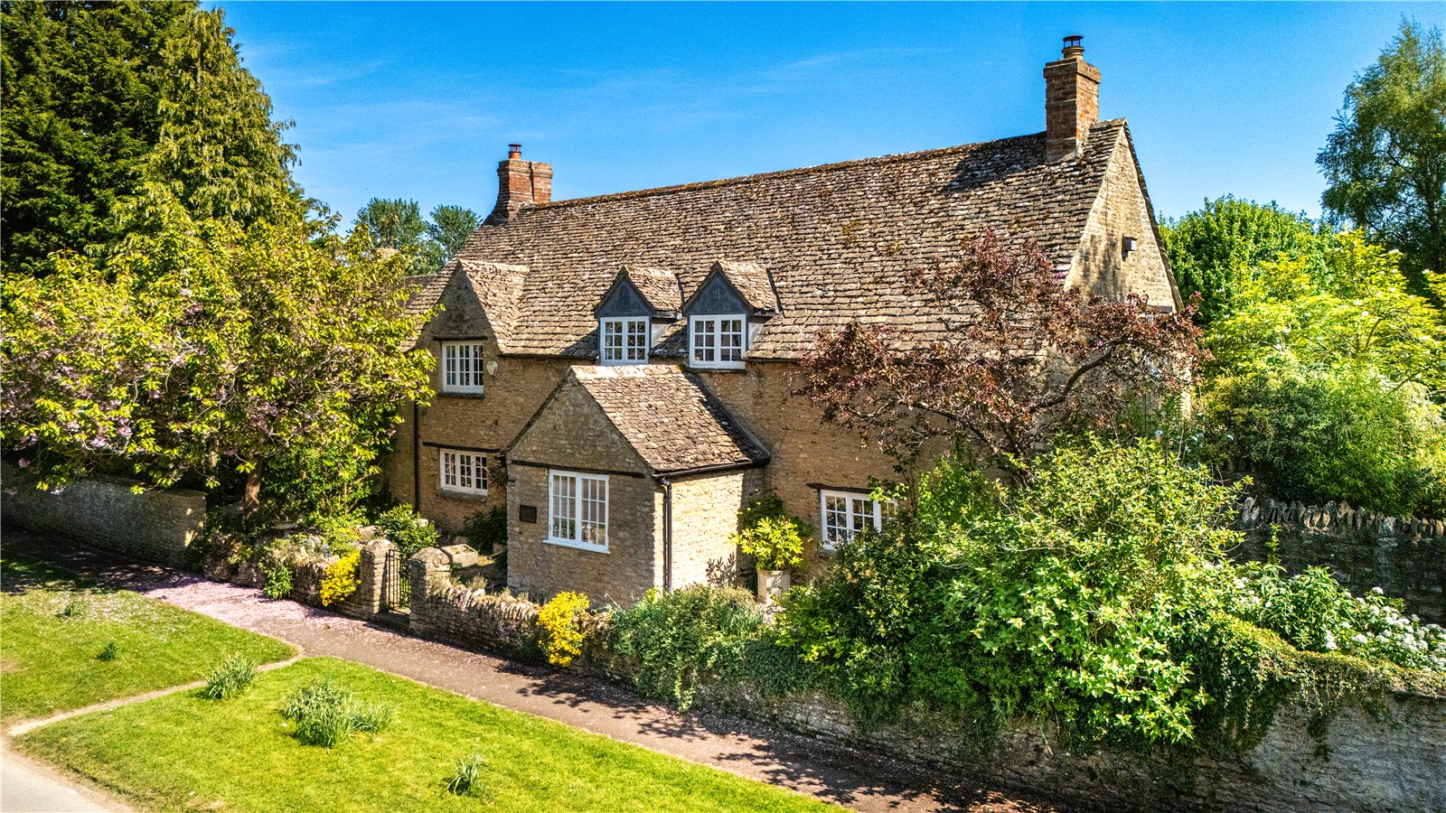 4 bedroom House (unspecified) Sold